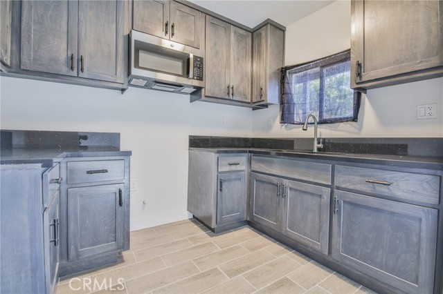 Compton, California, 90222, United States, 2 Bedrooms Bedrooms, ,2 BathroomsBathrooms,Residential,For Sale,1881655