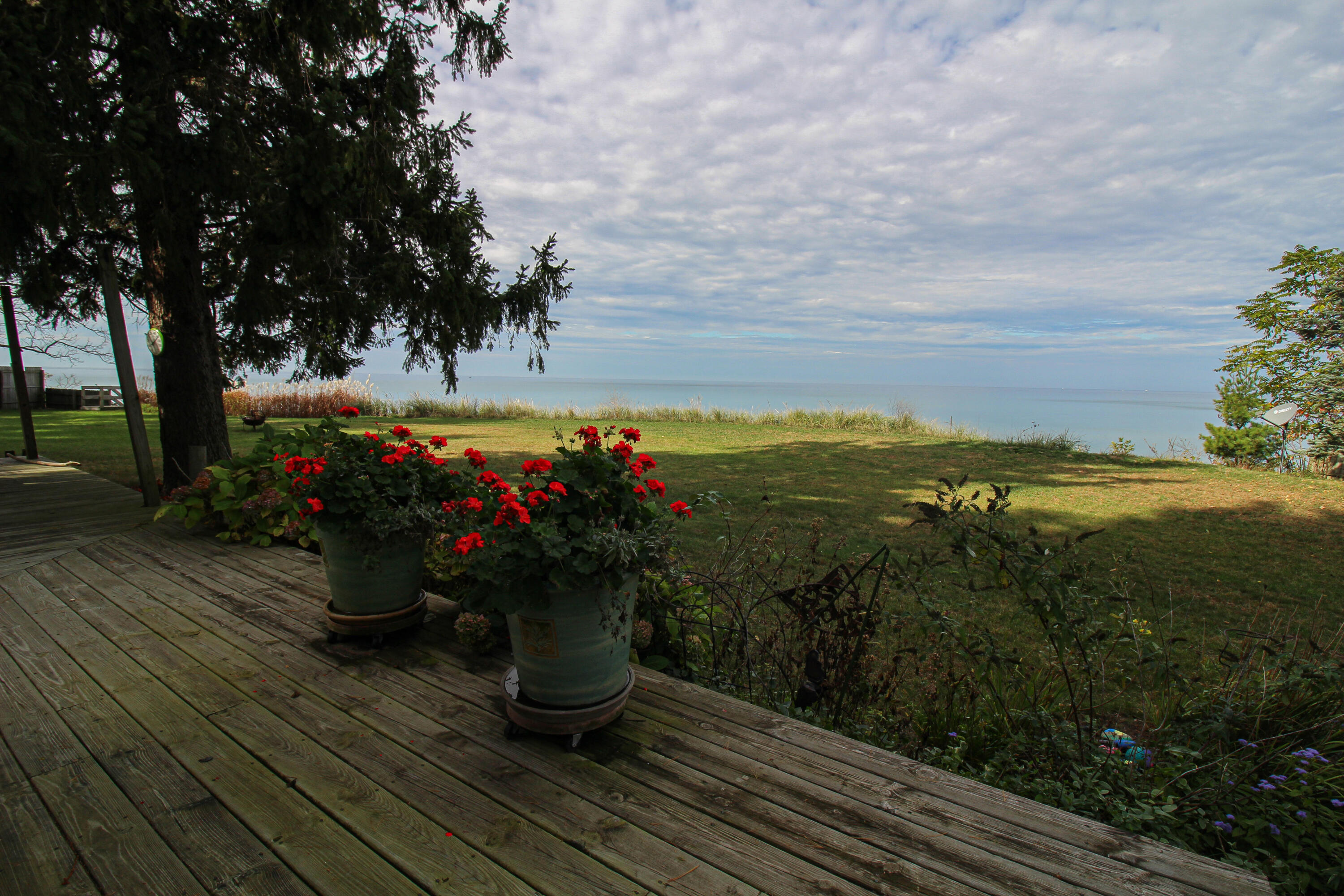 South Haven, Michigan, 49090, United States, 3 Bedrooms Bedrooms, ,4 BathroomsBathrooms,Residential,For Sale,1982825