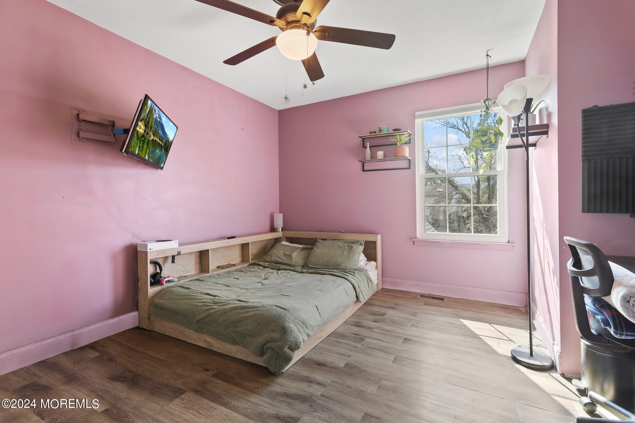 Howell, New Jersey, 07731, United States, 4 Bedrooms Bedrooms, ,3 BathroomsBathrooms,Residential,For Sale,1928001