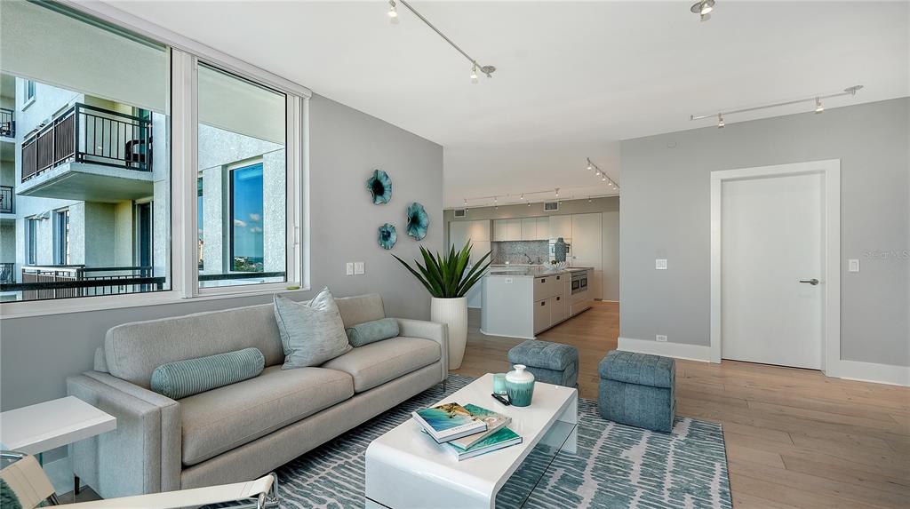 Sarasota, Florida, 34236, United States, 3 Bedrooms Bedrooms, ,4 BathroomsBathrooms,Residential,For Sale,1996968