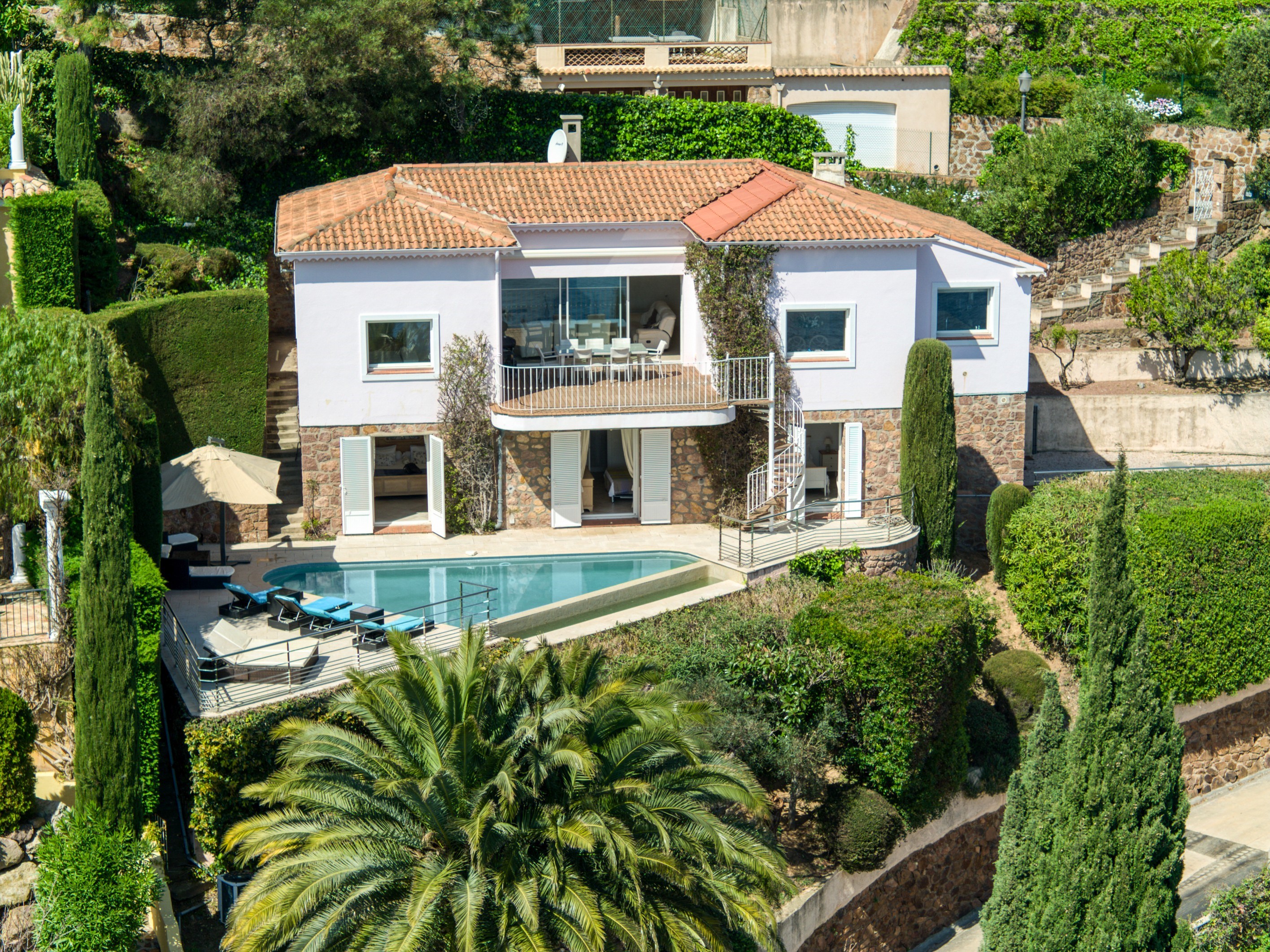  For sale – Elegant villa with panoramic sea and Estérel hills views, Le Trayas - 物件實景