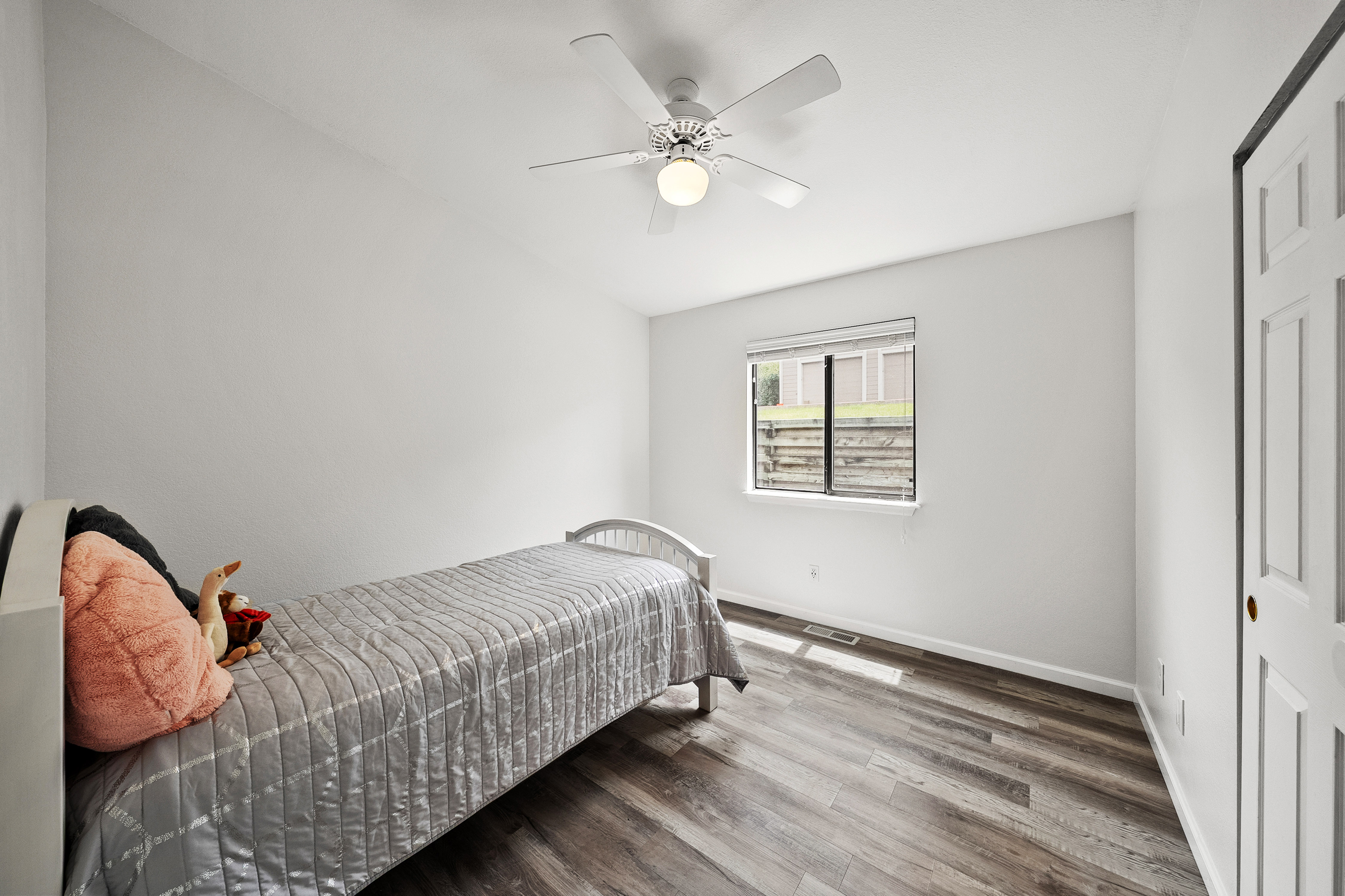  Affordable Townhome in the Highly Desired Table Mountain Heights Community - 物件實景