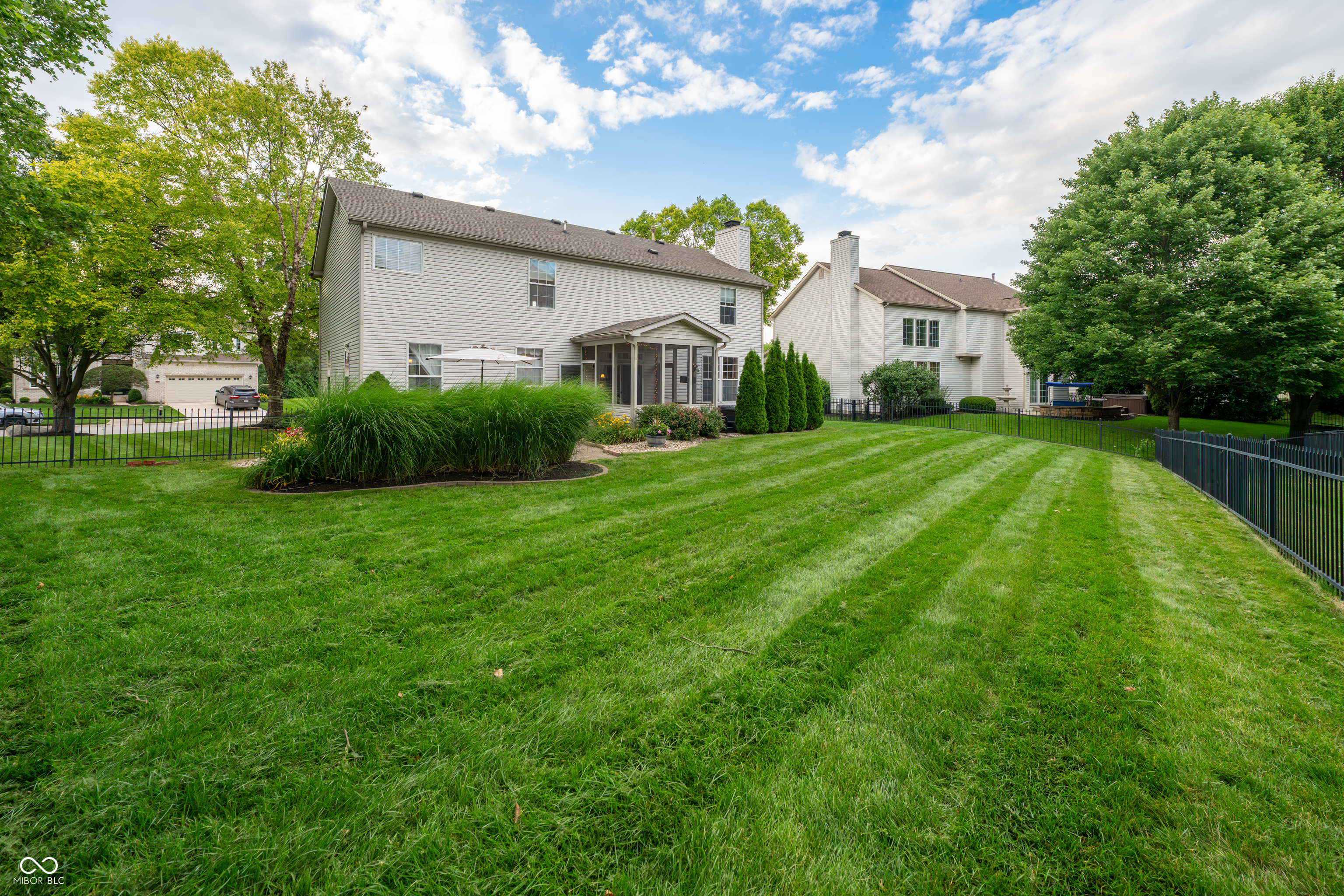 Carmel, Indiana, 46033, United States, 4 Bedrooms Bedrooms, ,4 BathroomsBathrooms,Residential,For Sale,1975371