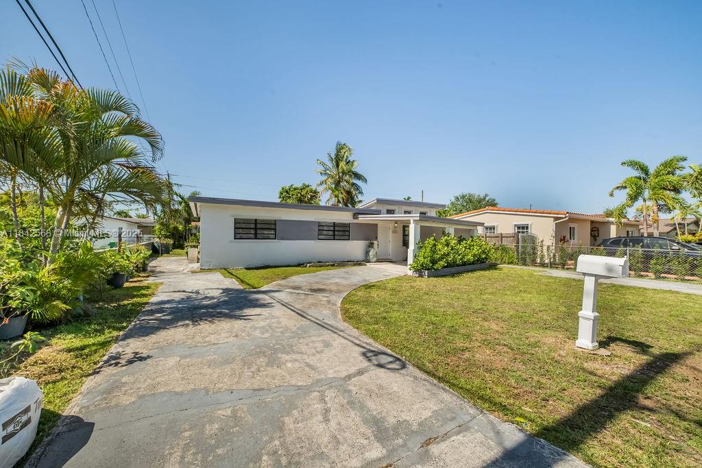 Miami, Florida, 33155, United States, 4 Bedrooms Bedrooms, ,3 BathroomsBathrooms,Residential,For Sale,1897707