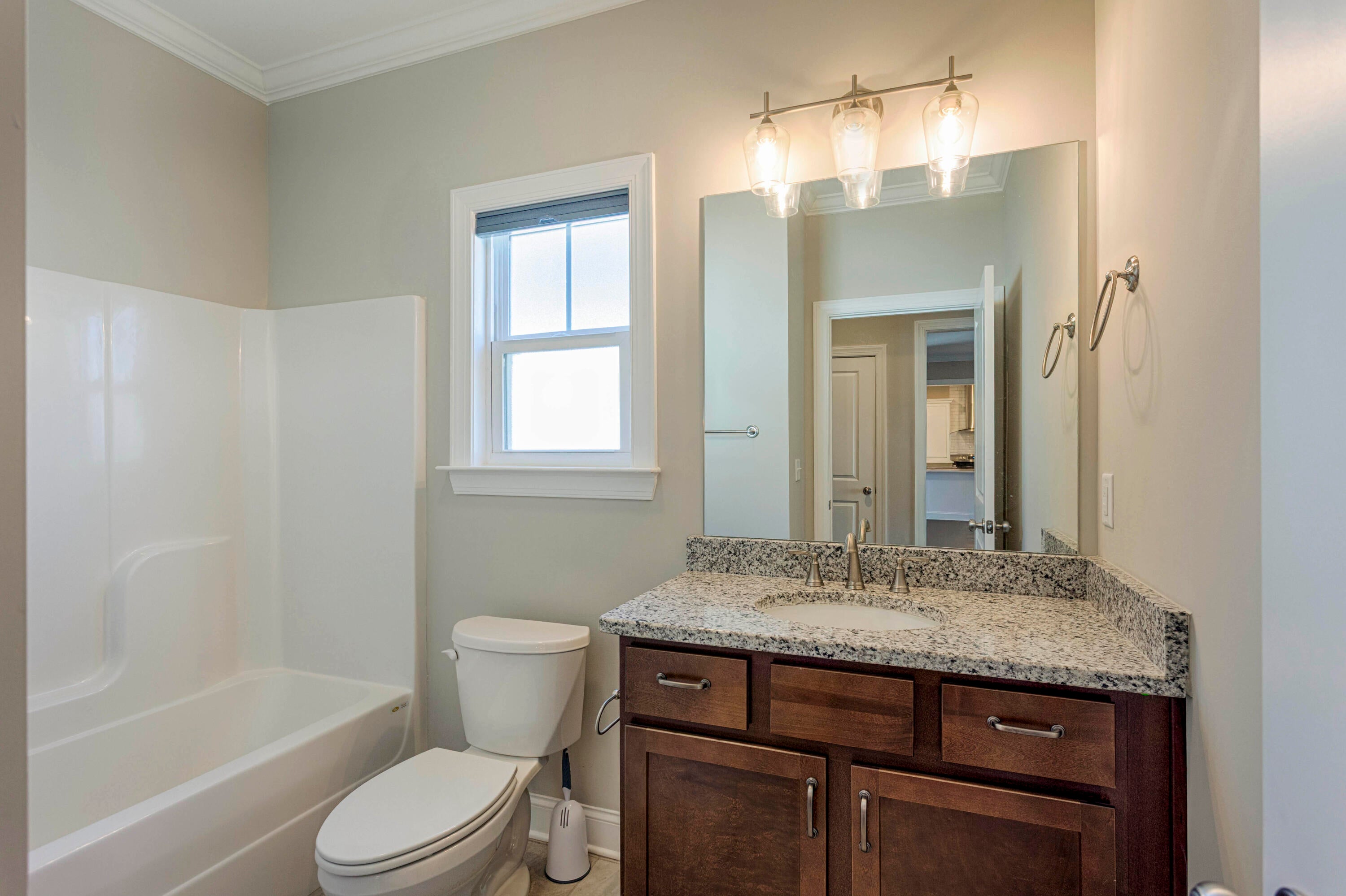 Chattanooga, Tennessee, 37421, United States, 4 Bedrooms Bedrooms, ,3 BathroomsBathrooms,Residential,For Sale,2000498