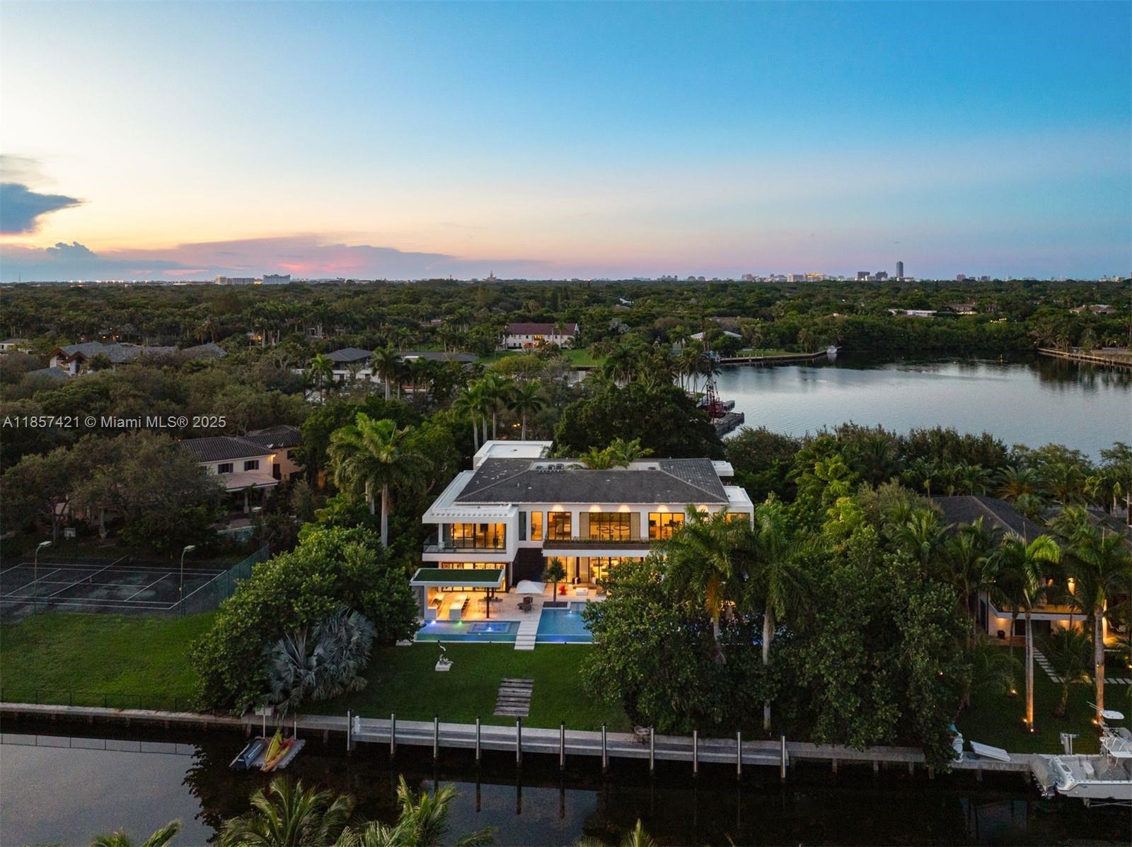 Coral Gables, Florida, 33156, United States, 8 Bedrooms Bedrooms, ,11 BathroomsBathrooms,Residential,For Sale,1938672