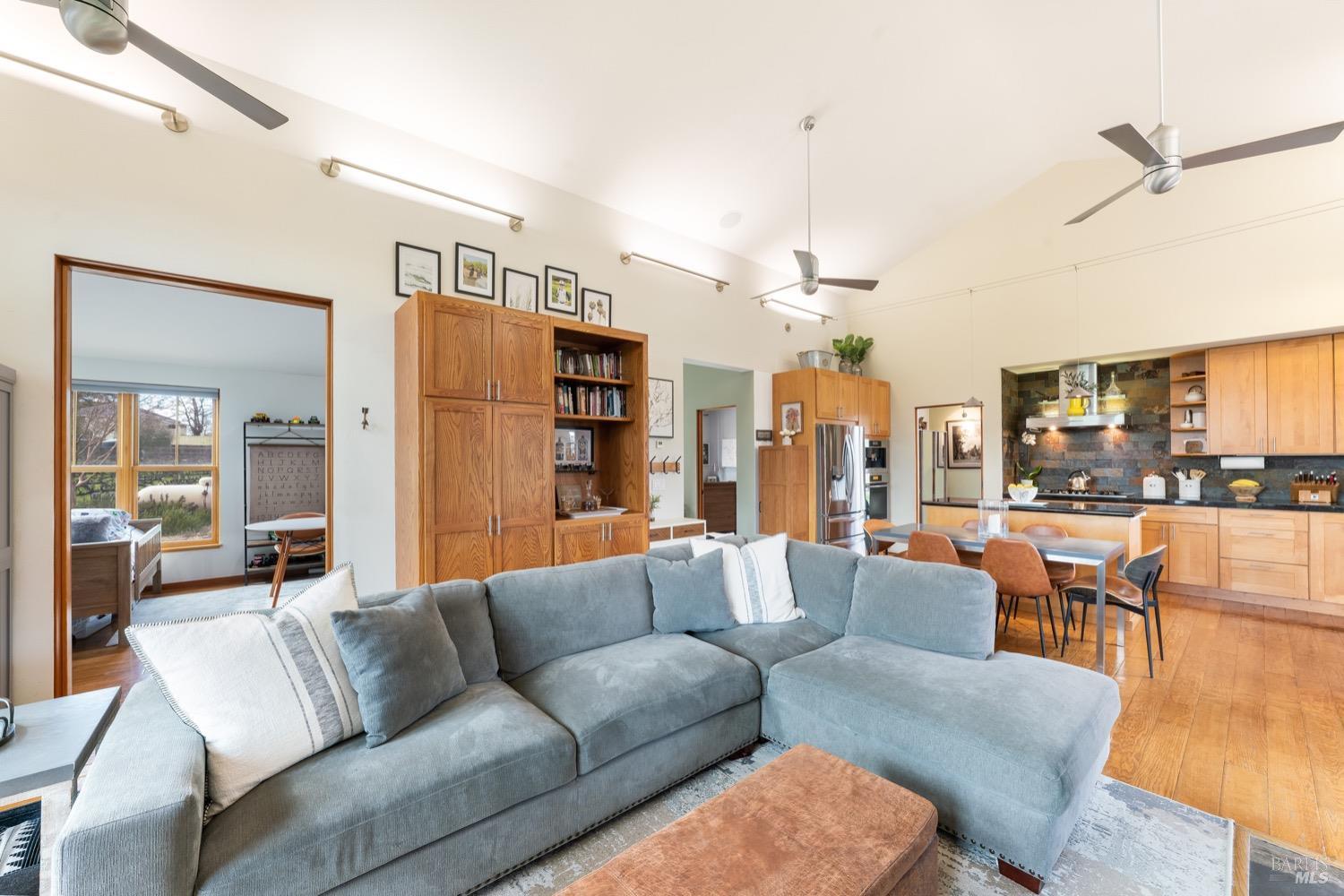 Napa, California, 94558, United States, 8 Bedrooms Bedrooms, ,9 BathroomsBathrooms,Residential,For Sale,1729911