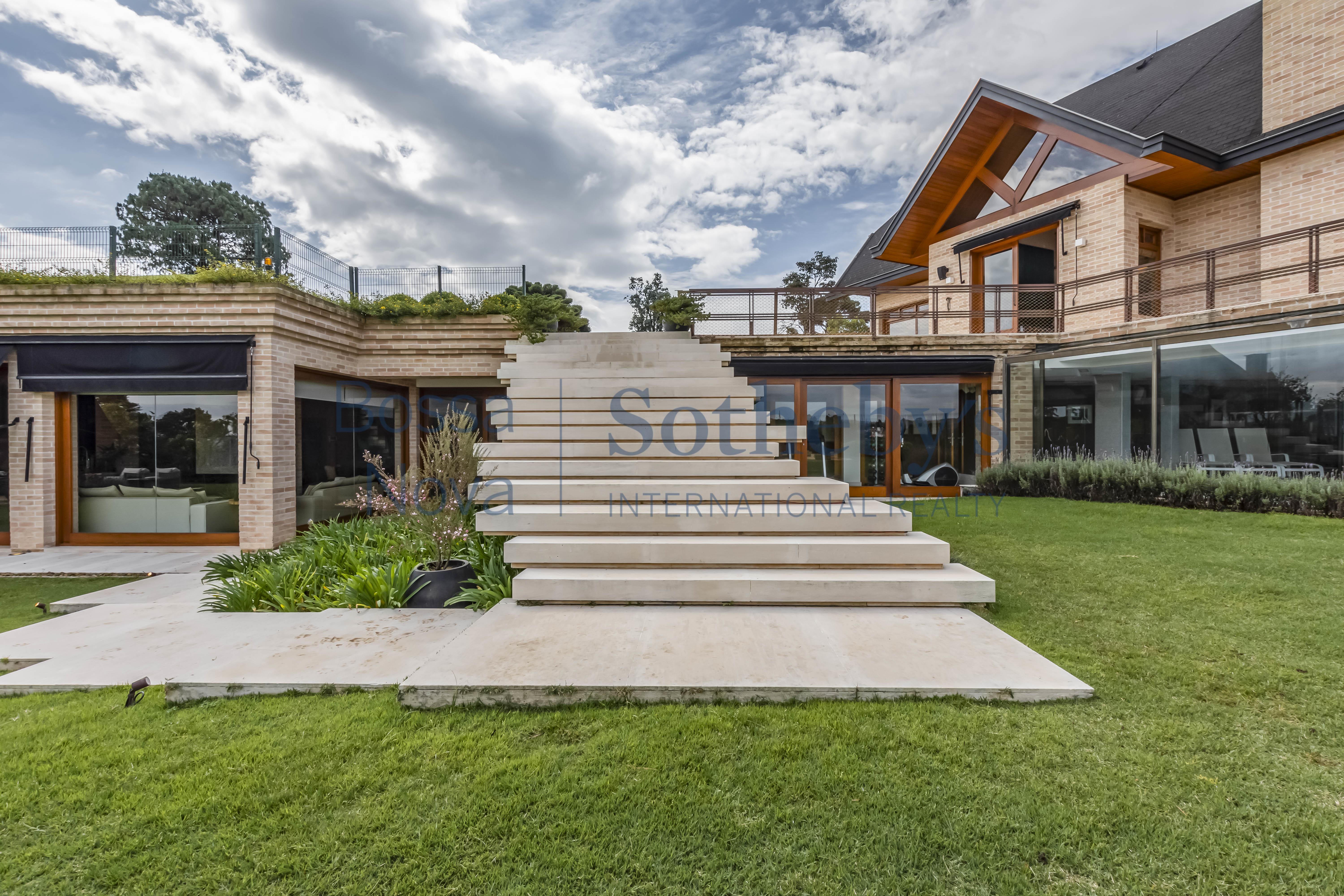  House with view and helipad - 物件實景