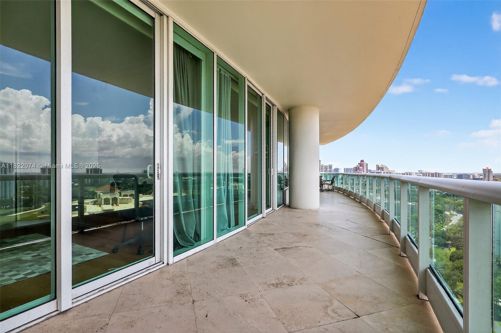 Aventura, Florida, 33180, United States, 4 Bedrooms Bedrooms, ,7 BathroomsBathrooms,Residential,For Sale,1890207