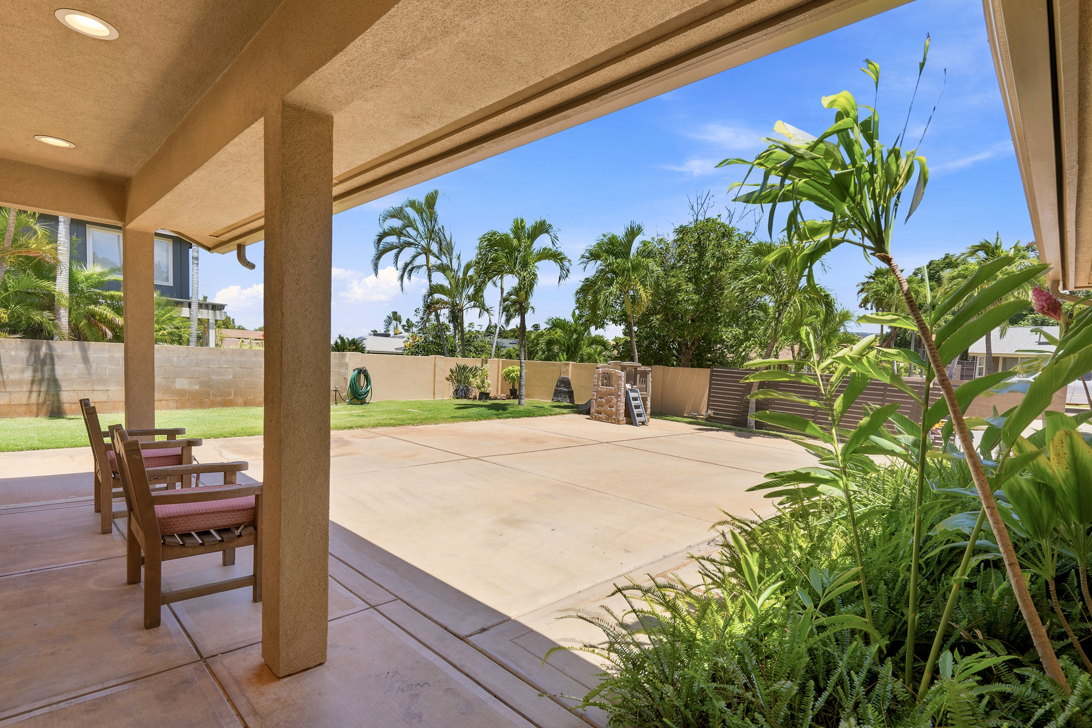  Spacious 5-Bedroom Home in Ka Ono Ulu Estates - 物件實景
