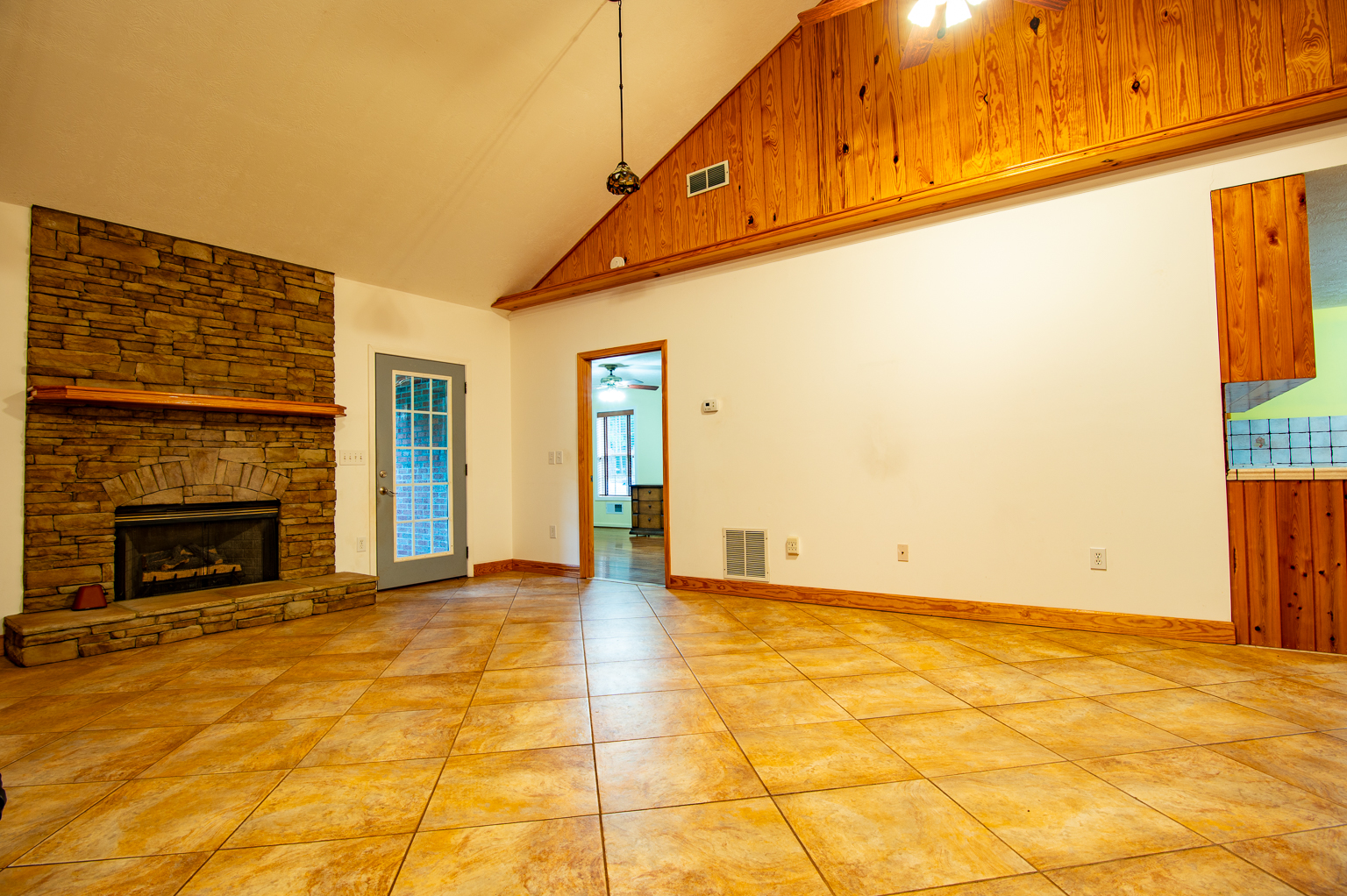 Covington, Georgia, 30016, United States, 3 Bedrooms Bedrooms, ,3 BathroomsBathrooms,Residential,For Sale,1923419