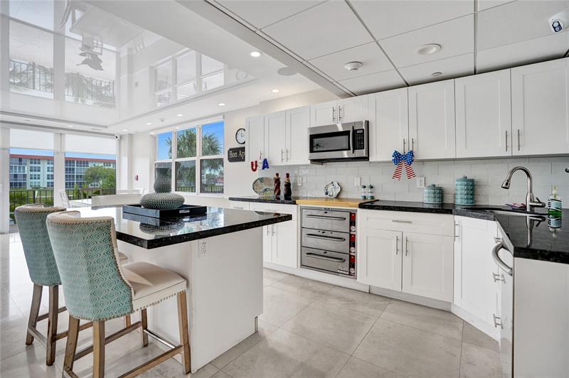 Hillsboro Beach, Florida, 33062, United States, 2 Bedrooms Bedrooms, ,2 BathroomsBathrooms,Residential,For Sale,1991245