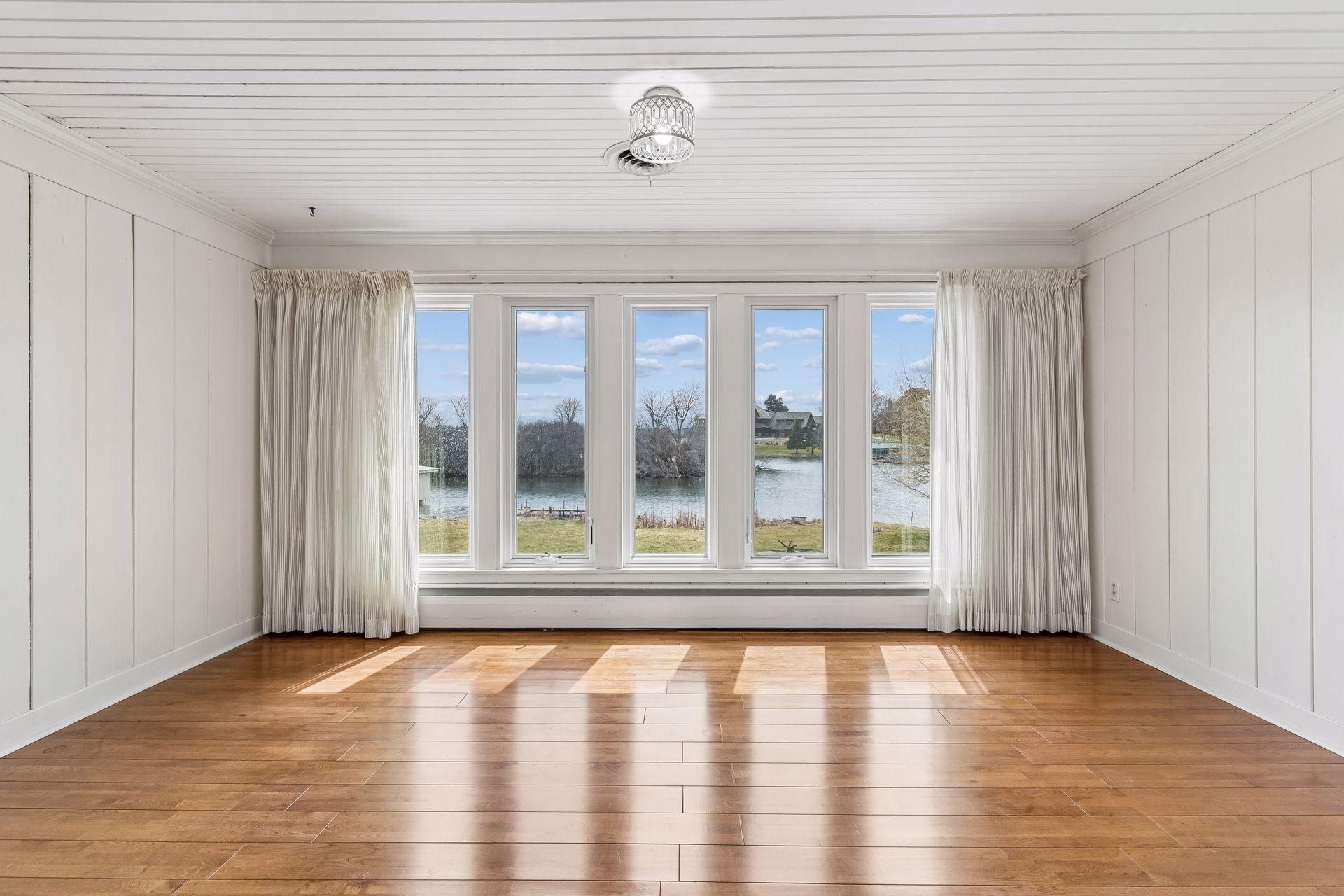  Lakefront Opportunity on Lake Minnetonka