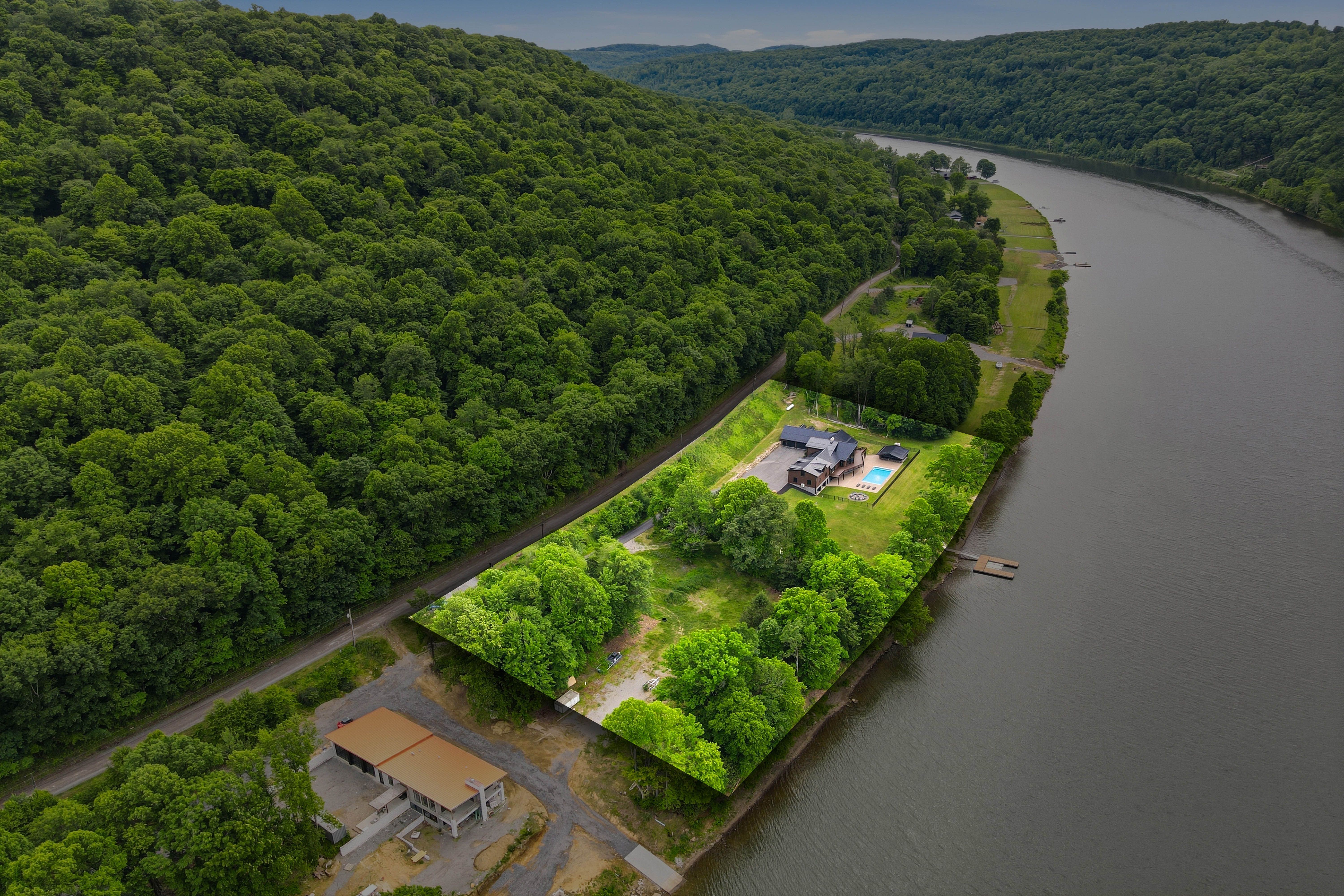  1050 Wattersonville Road, Allegheny Riverfront - 物件實景