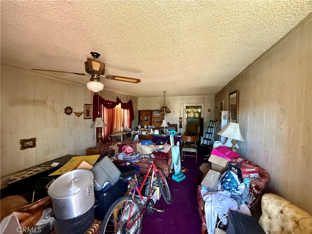 Compton, California, 90221, United States, 2 Bedrooms Bedrooms, ,1 BathroomBathrooms,Residential,For Sale,1979361