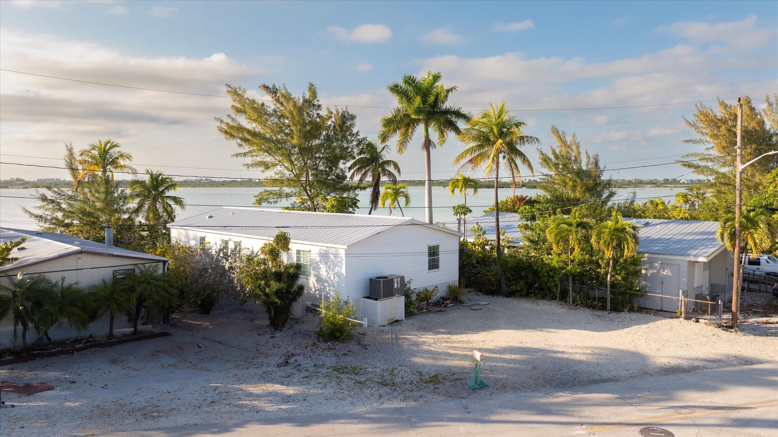 Geiger Key, Florida, 33040, United States, 4 Bedrooms Bedrooms, ,2 BathroomsBathrooms,Residential,For Sale,1837385