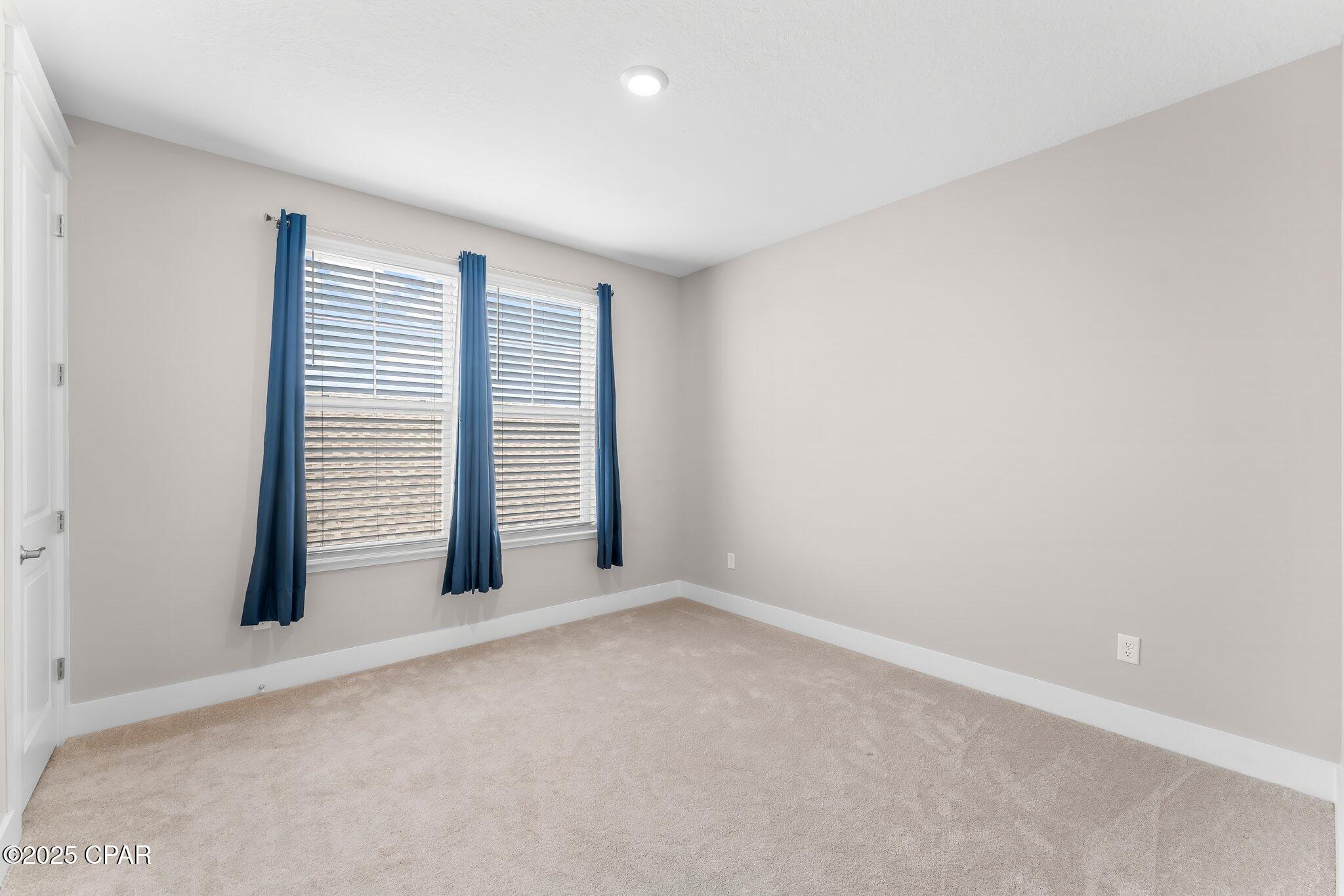 Panama City, Florida, 32405, United States, 4 Bedrooms Bedrooms, ,3 BathroomsBathrooms,Residential,For Sale,1879448