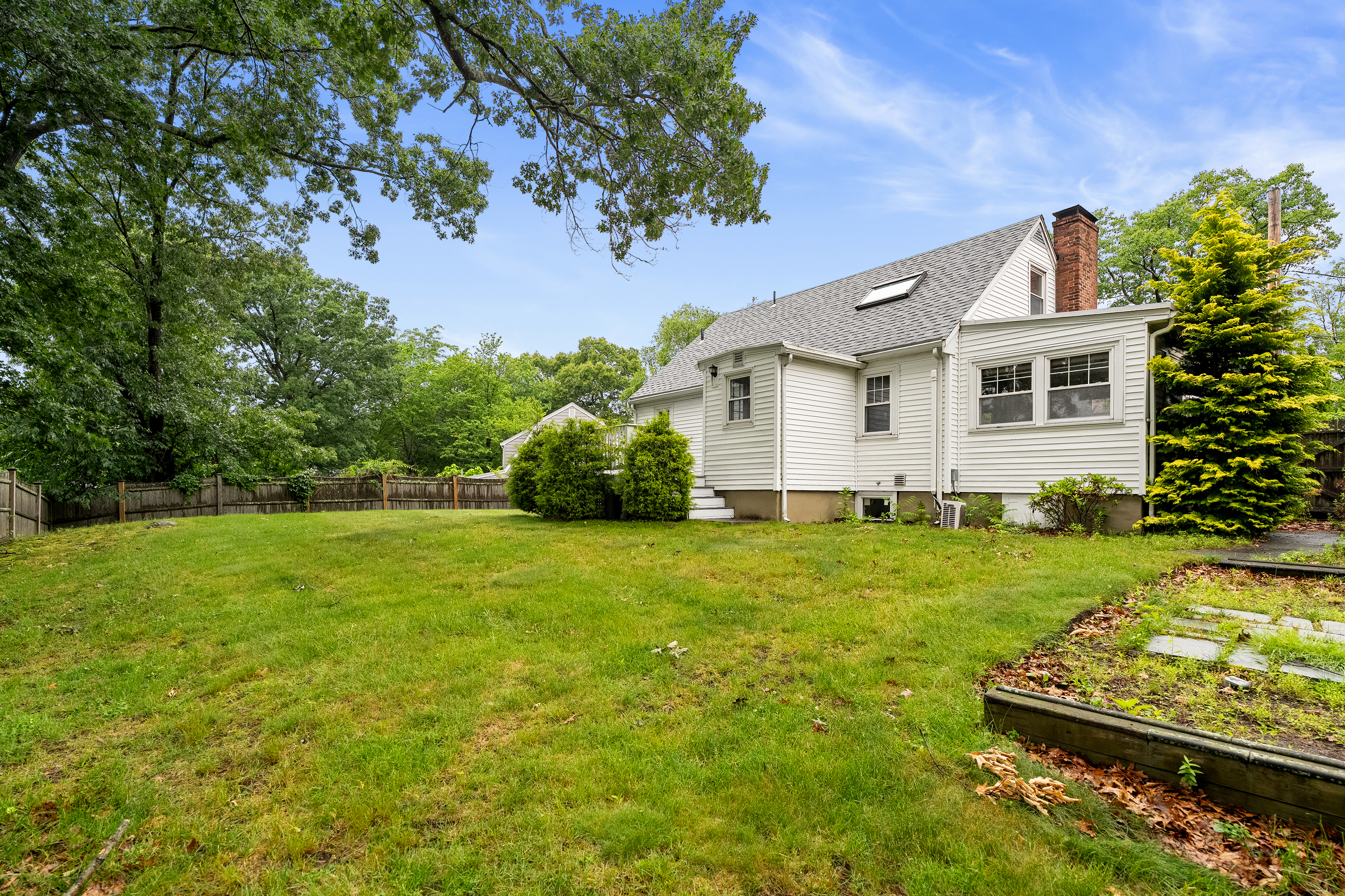  19 Cunningham Circle, Waltham, MA, 02453 - 物件實景