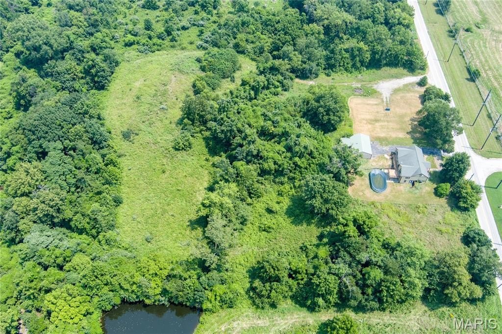 Edwardsville, Illinois, 62025, United States, 5 Bedrooms Bedrooms, ,4 BathroomsBathrooms,Residential,For Sale,1975622