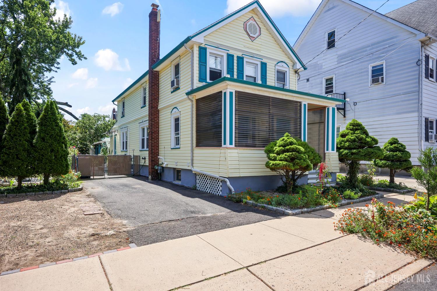 South Amboy, New Jersey, 08879, United States, 4 Bedrooms Bedrooms, ,3 BathroomsBathrooms,Residential,For Sale,1829503