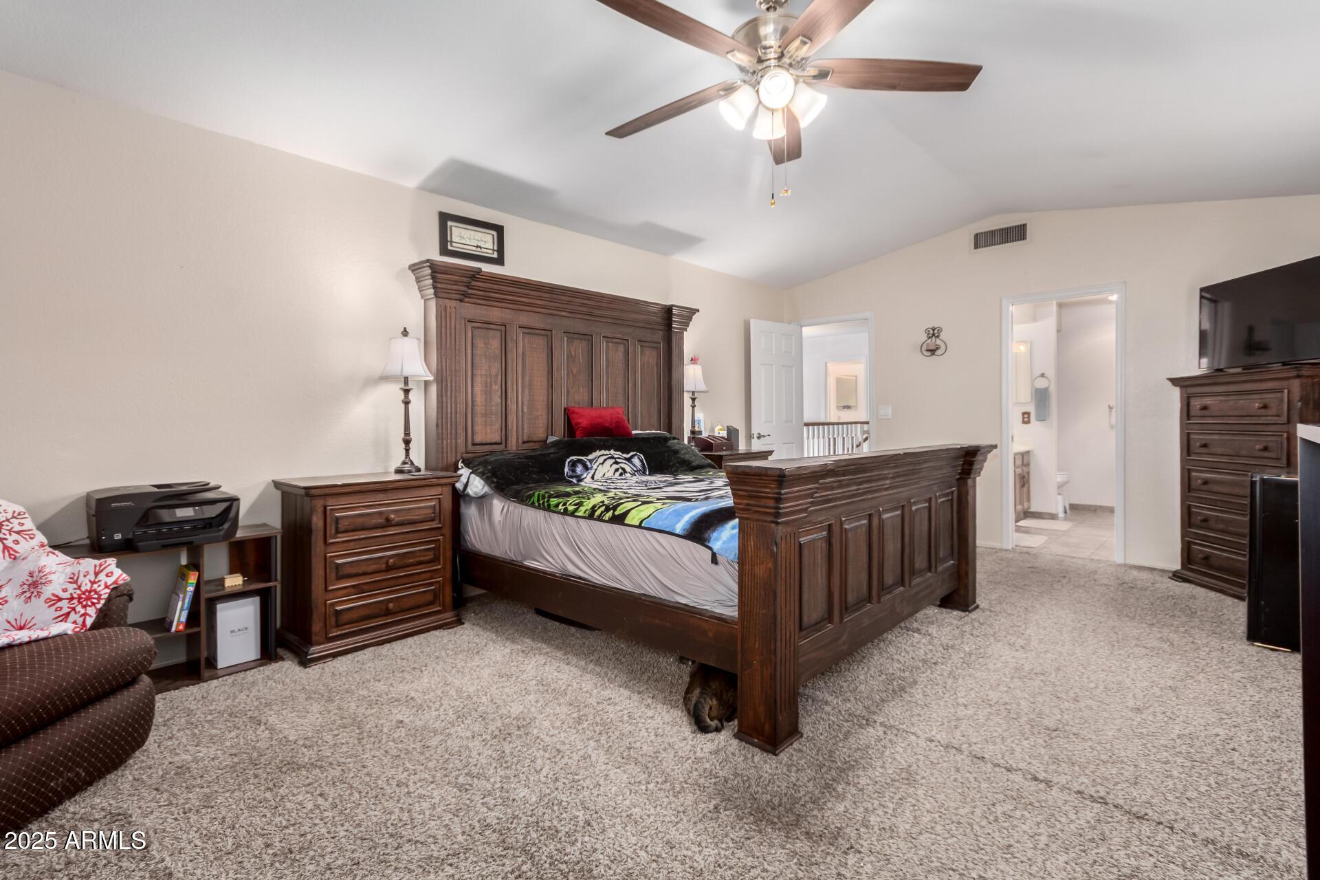 Glendale, Arizona, 85302, United States, 4 Bedrooms Bedrooms, ,4 BathroomsBathrooms,Residential,For Sale,1977849