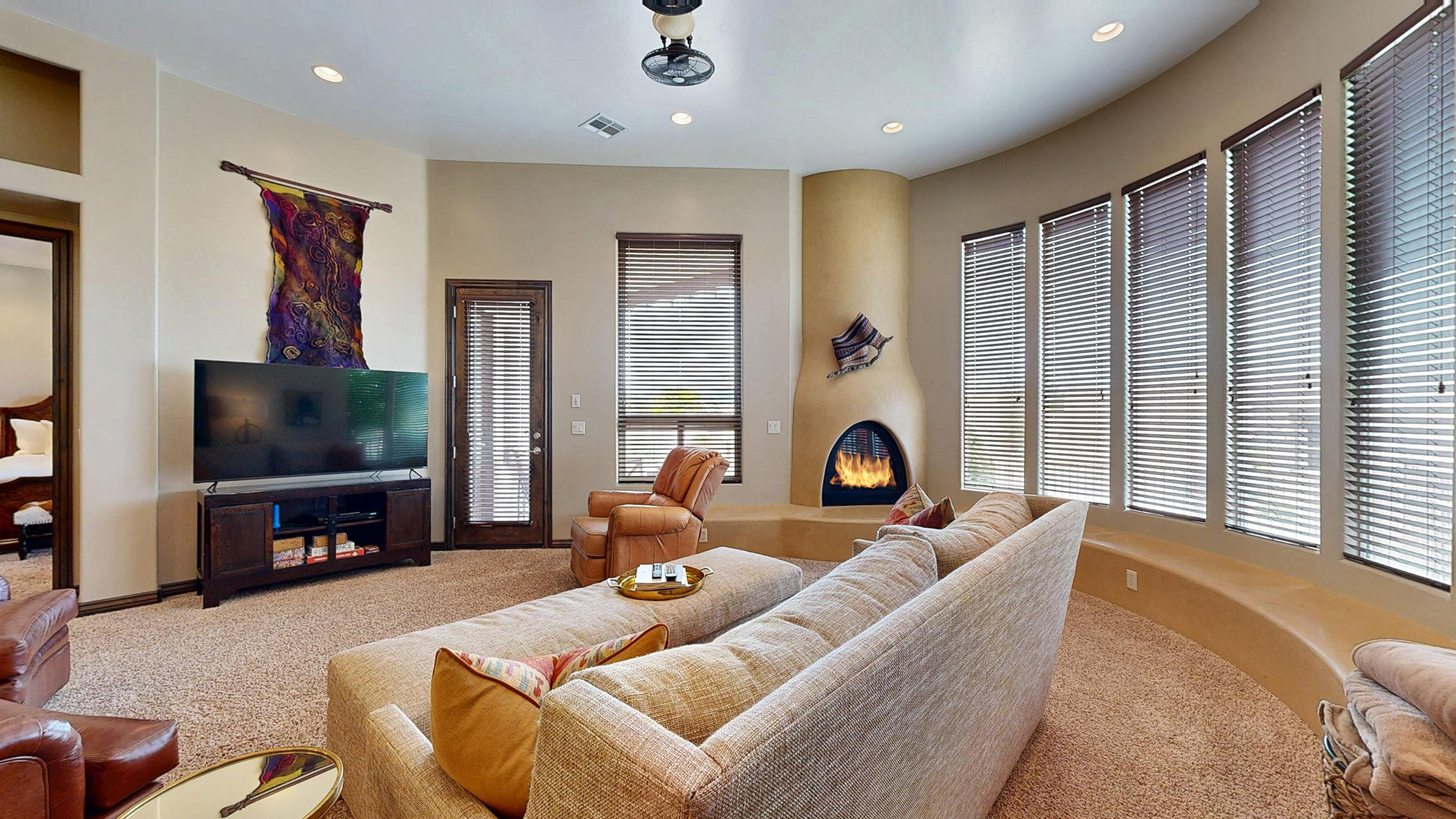 Alto, New Mexico, 88312, United States, 3 Bedrooms Bedrooms, ,3 BathroomsBathrooms,Residential,For Sale,1882409