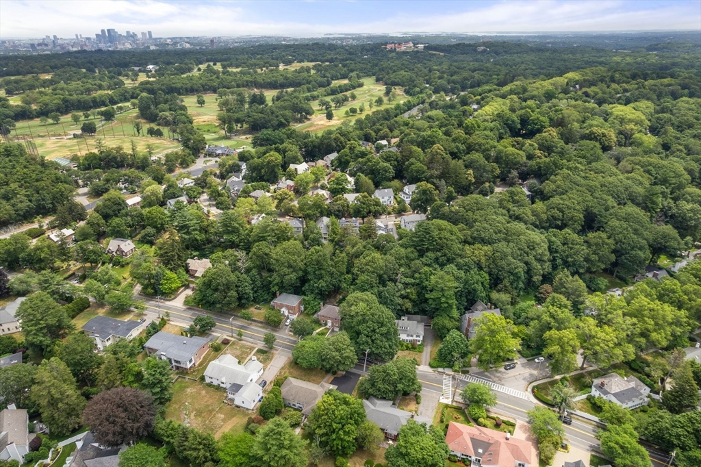 Brookline, Massachusetts, 02467, United States, 4 Bedrooms Bedrooms, ,3 BathroomsBathrooms,Residential,For Sale,1890241