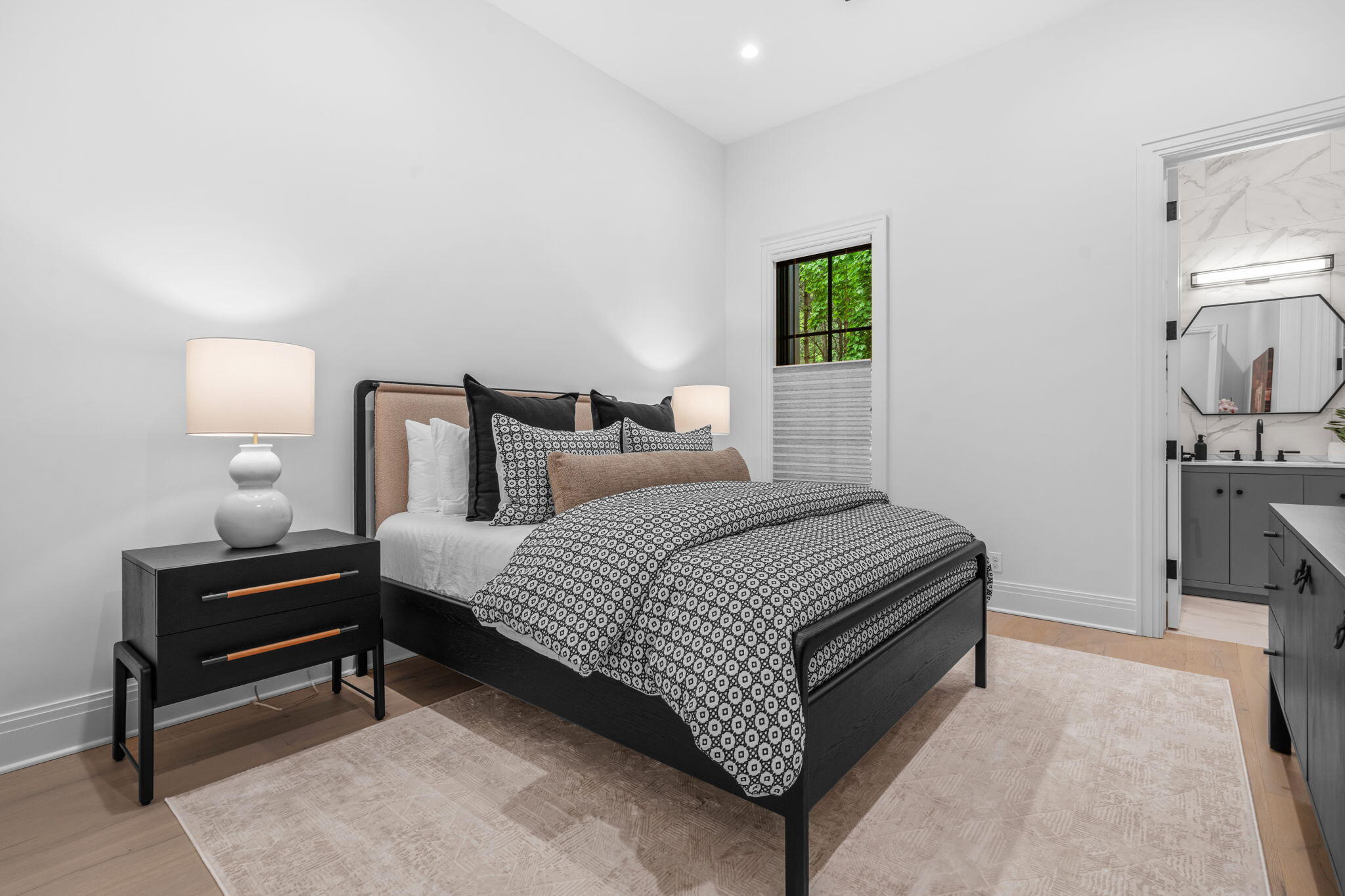 Saugatuck, Michigan, 49453, United States, 6 Bedrooms Bedrooms, ,6 BathroomsBathrooms,Residential,For Sale,1974414