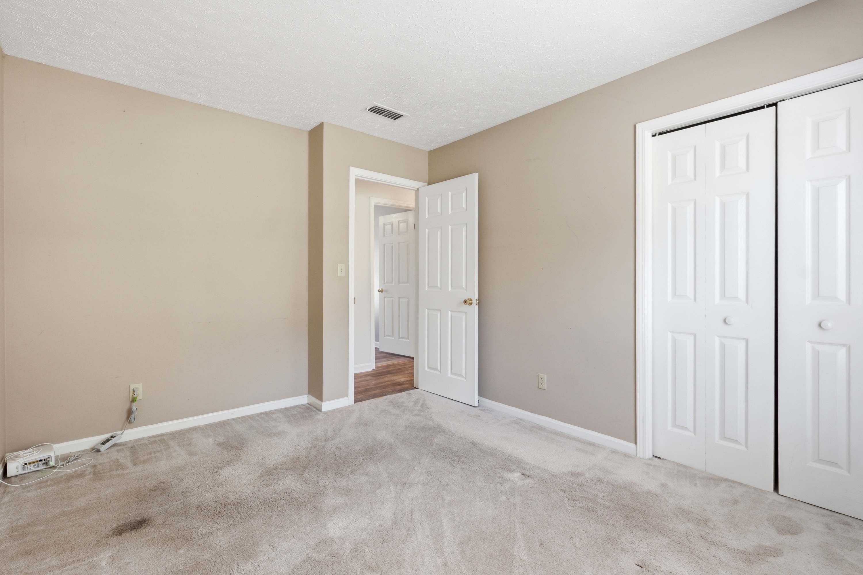  10305 Vantage Road, Louisville, KY 40299 - 物件實景