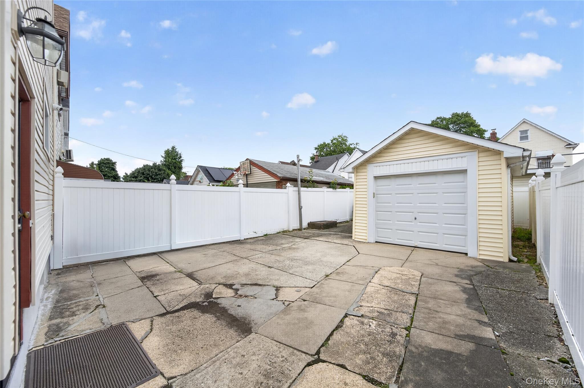  8985 219th Street, Queens Village, NY, 11427 - 物件實景