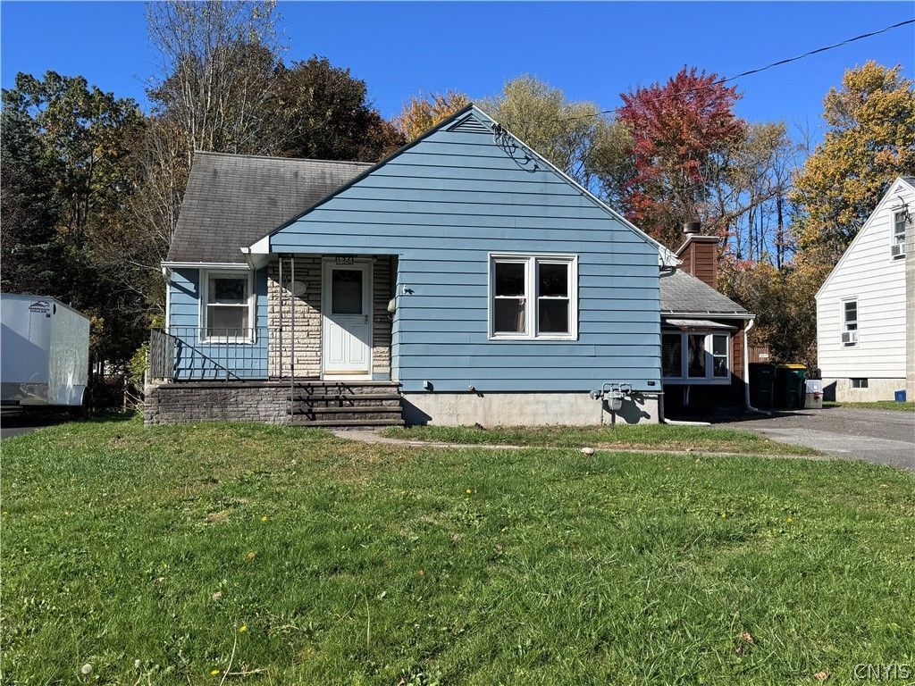 Van Mara Dr, Syracuse, NY 13212 #1