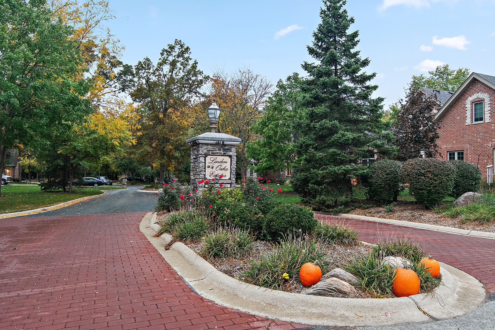 New Lenox, Illinois, 60451, United States, 4 Bedrooms Bedrooms, ,3 BathroomsBathrooms,Residential,For Sale,1974634
