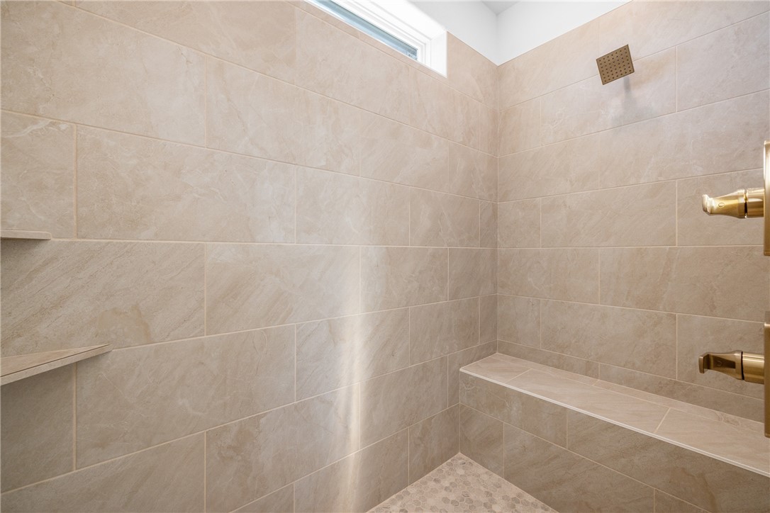 Bryan, Texas, 77808, United States, 3 Bedrooms Bedrooms, ,3 BathroomsBathrooms,Residential,For Sale,1984119