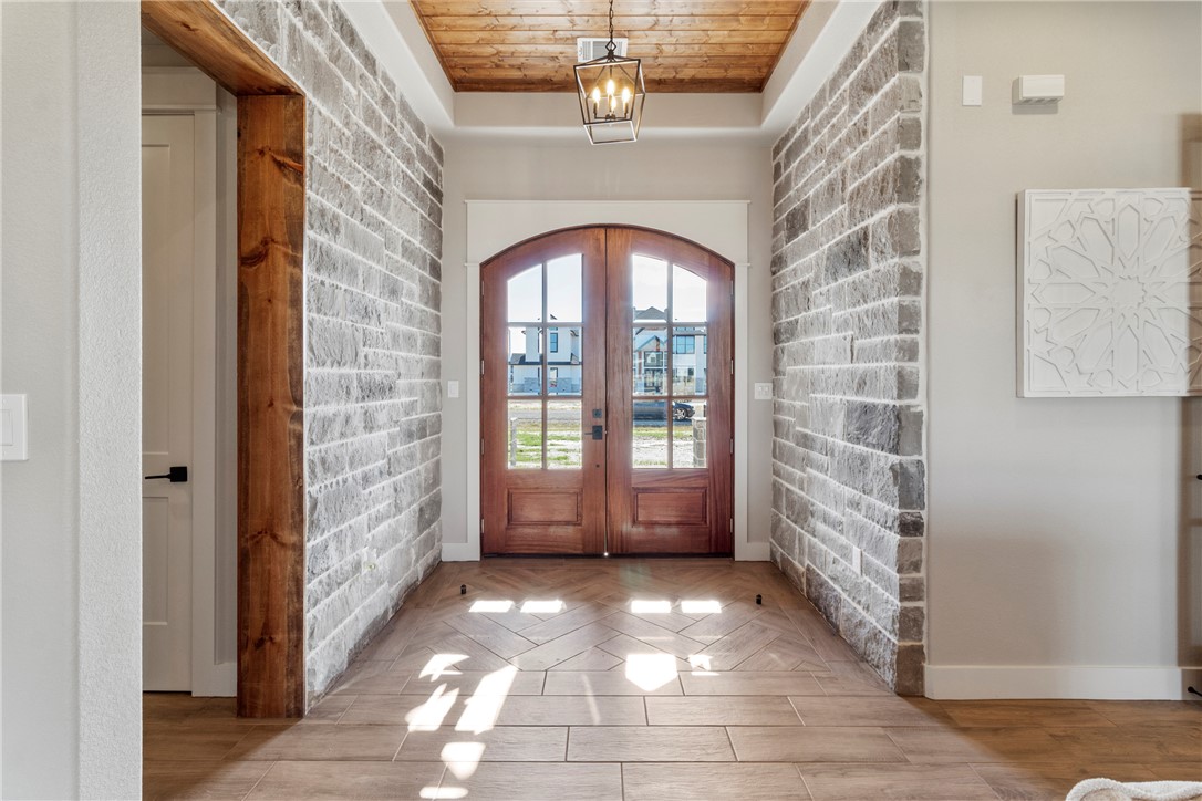 Bryan, Texas, 77808, United States, 4 Bedrooms Bedrooms, ,4 BathroomsBathrooms,Residential,For Sale,1982862