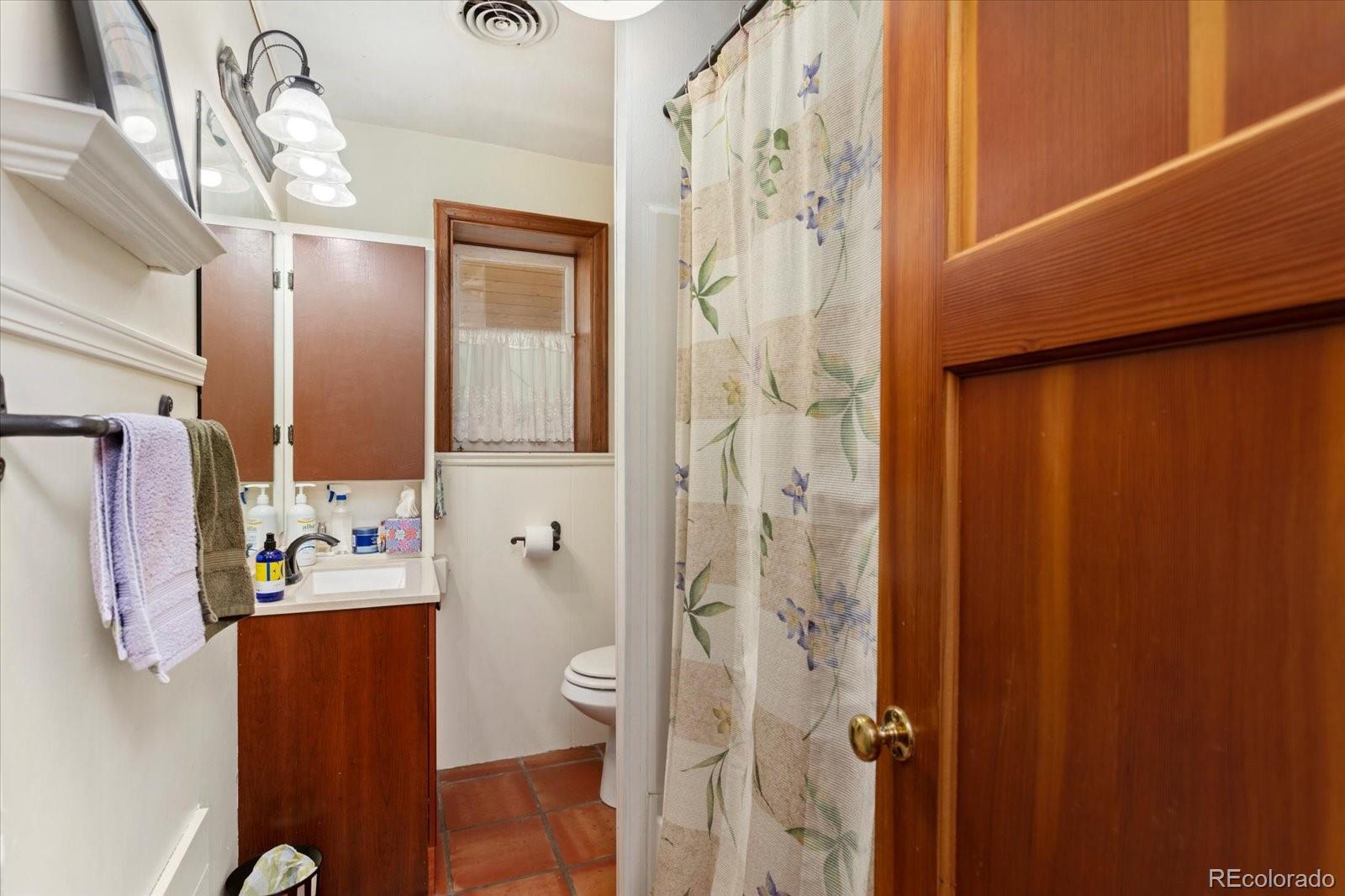 Salida, Colorado, 81201, United States, 2 Bedrooms Bedrooms, ,1 BathroomBathrooms,Residential,For Sale,2044333