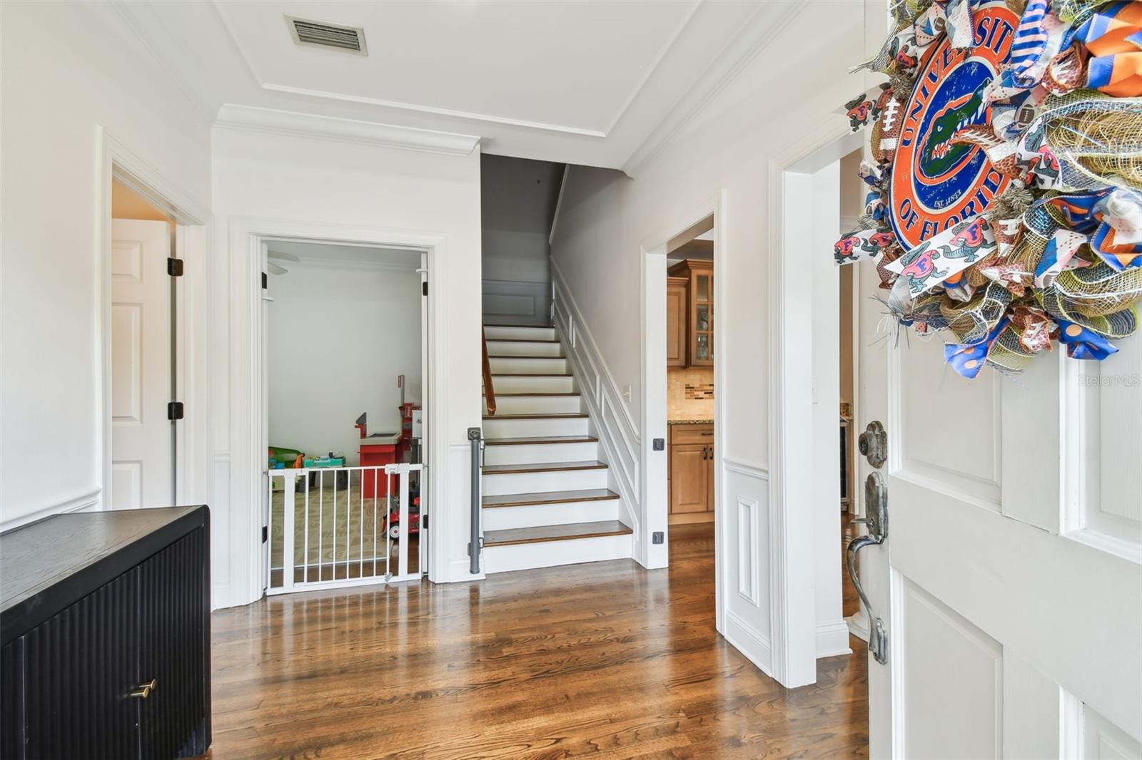 Tampa, Florida, 33602, United States, 4 Bedrooms Bedrooms, ,4 BathroomsBathrooms,Residential,For Sale,1976189