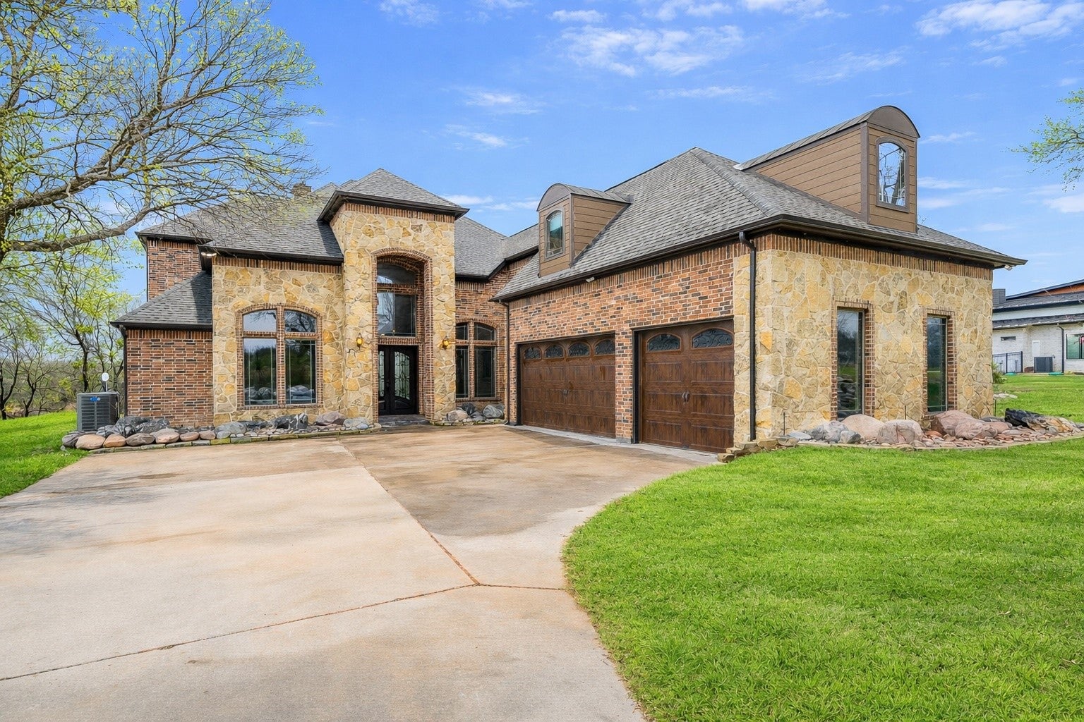 Chico, Texas, 76431, United States, 4 Bedrooms Bedrooms, ,4 BathroomsBathrooms,Residential,For Sale,2023680