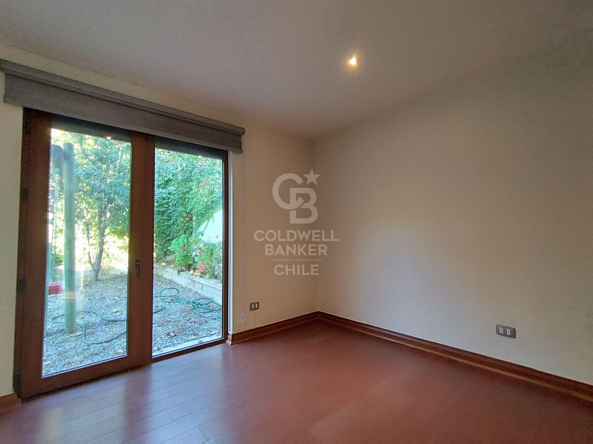 Colina, Chile, 7 Bedrooms Bedrooms, ,5 BathroomsBathrooms,Residential,For Sale,2002956