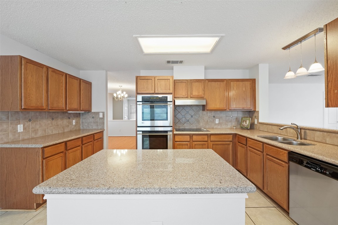 Cedar Park, Texas, 78613, United States, 4 Bedrooms Bedrooms, ,3 BathroomsBathrooms,Residential,For Sale,1837109