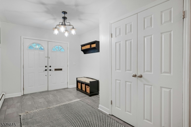 Rockaway Boro, New Jersey, 07866, United States, 3 Bedrooms Bedrooms, ,3 BathroomsBathrooms,Residential,For Sale,1918524