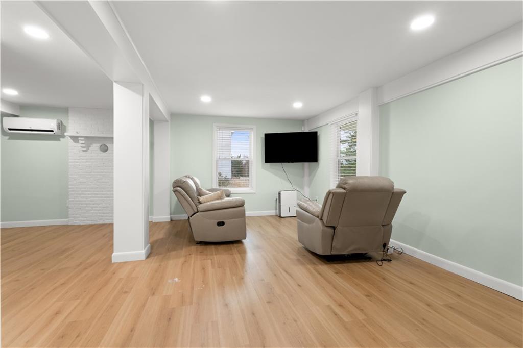 Westerly, Rhode Island, 02891, United States, 3 Bedrooms Bedrooms, ,3 BathroomsBathrooms,Residential,For Sale,2048219