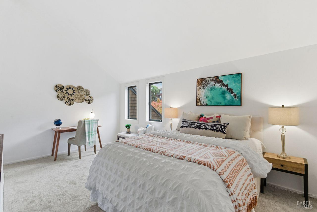 Sausalito, California, 94965, United States, 3 Bedrooms Bedrooms, ,3 BathroomsBathrooms,Residential,For Sale,1990897