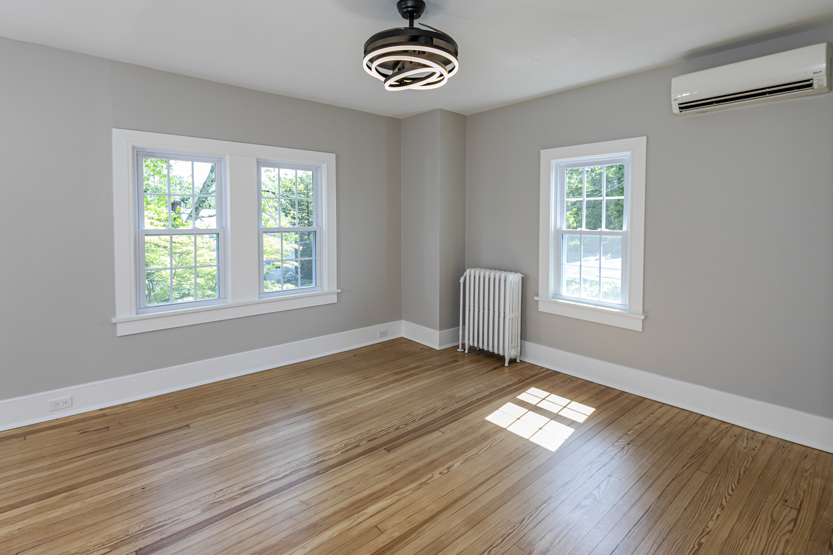  Smartly Updated Vintage Home with a Perfect Location - 物件實景