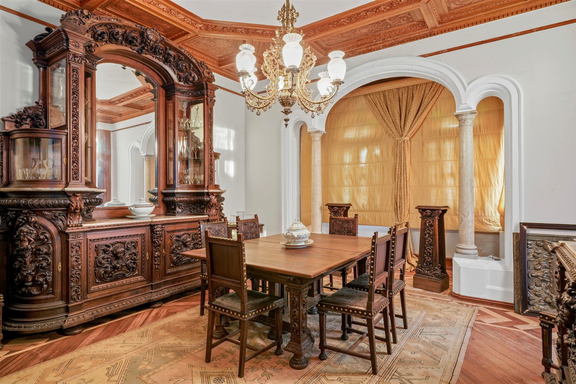  Detached house, 15 bedrooms, for Sale - 物件實景