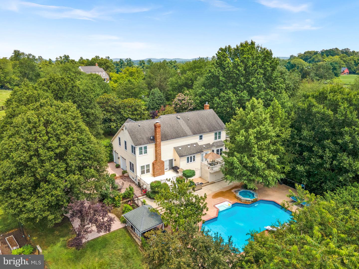 Waterford, Virginia, 20197, United States, 5 Bedrooms Bedrooms, ,4 BathroomsBathrooms,Residential,For Sale,1940957