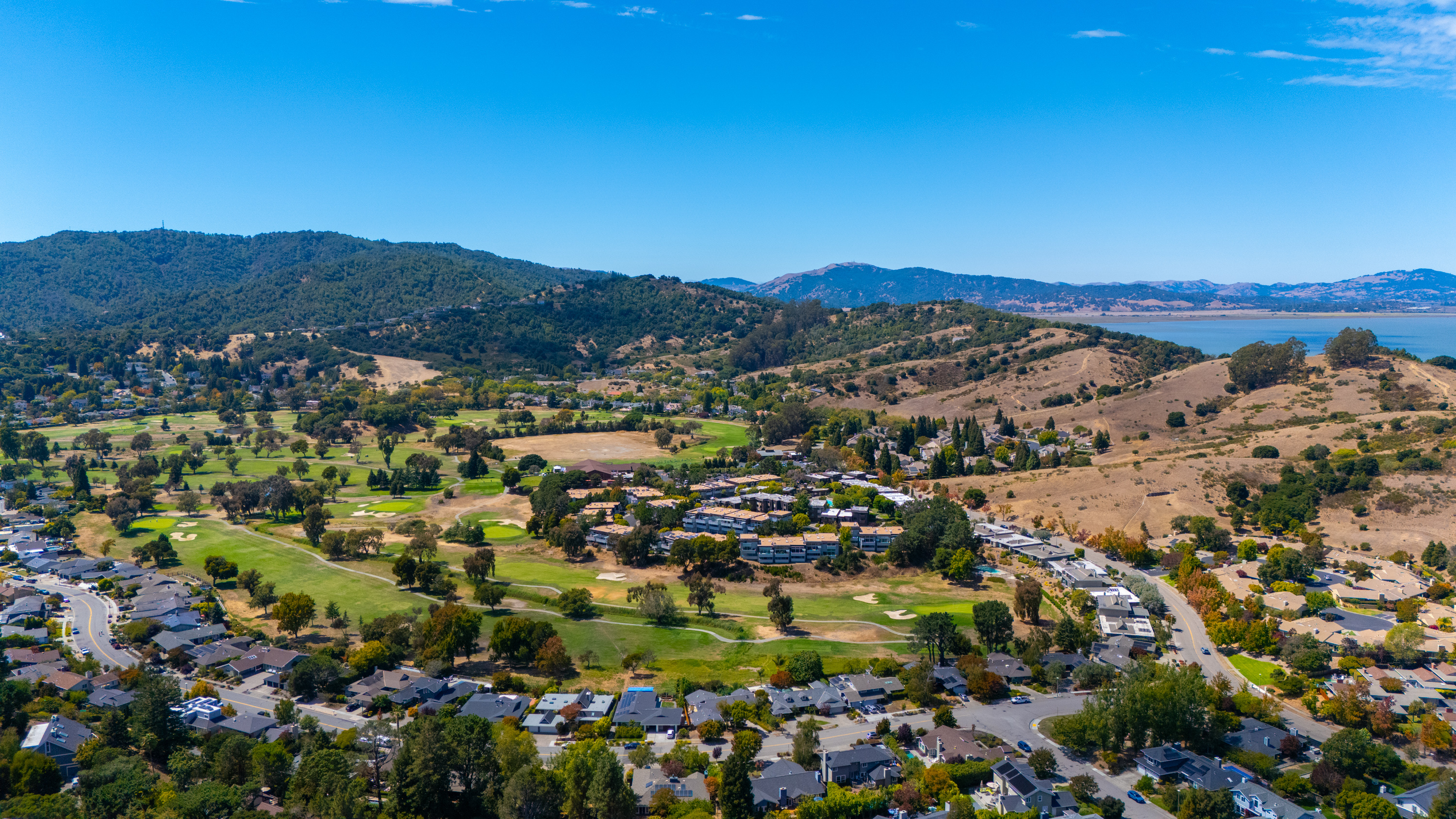  Effortless California Living with Space, Style and Views - 物件實景