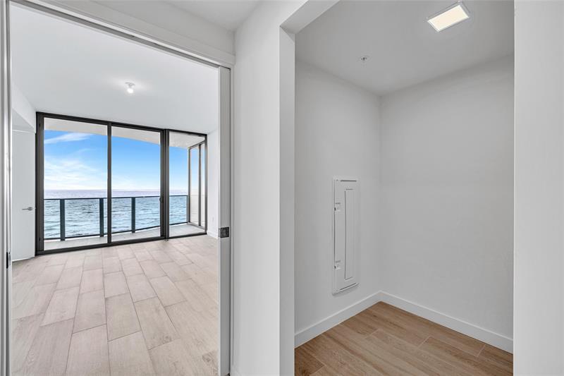 Pompano Beach, Florida, 33062, United States, 3 Bedrooms Bedrooms, ,4 BathroomsBathrooms,Residential,For Sale,1903795