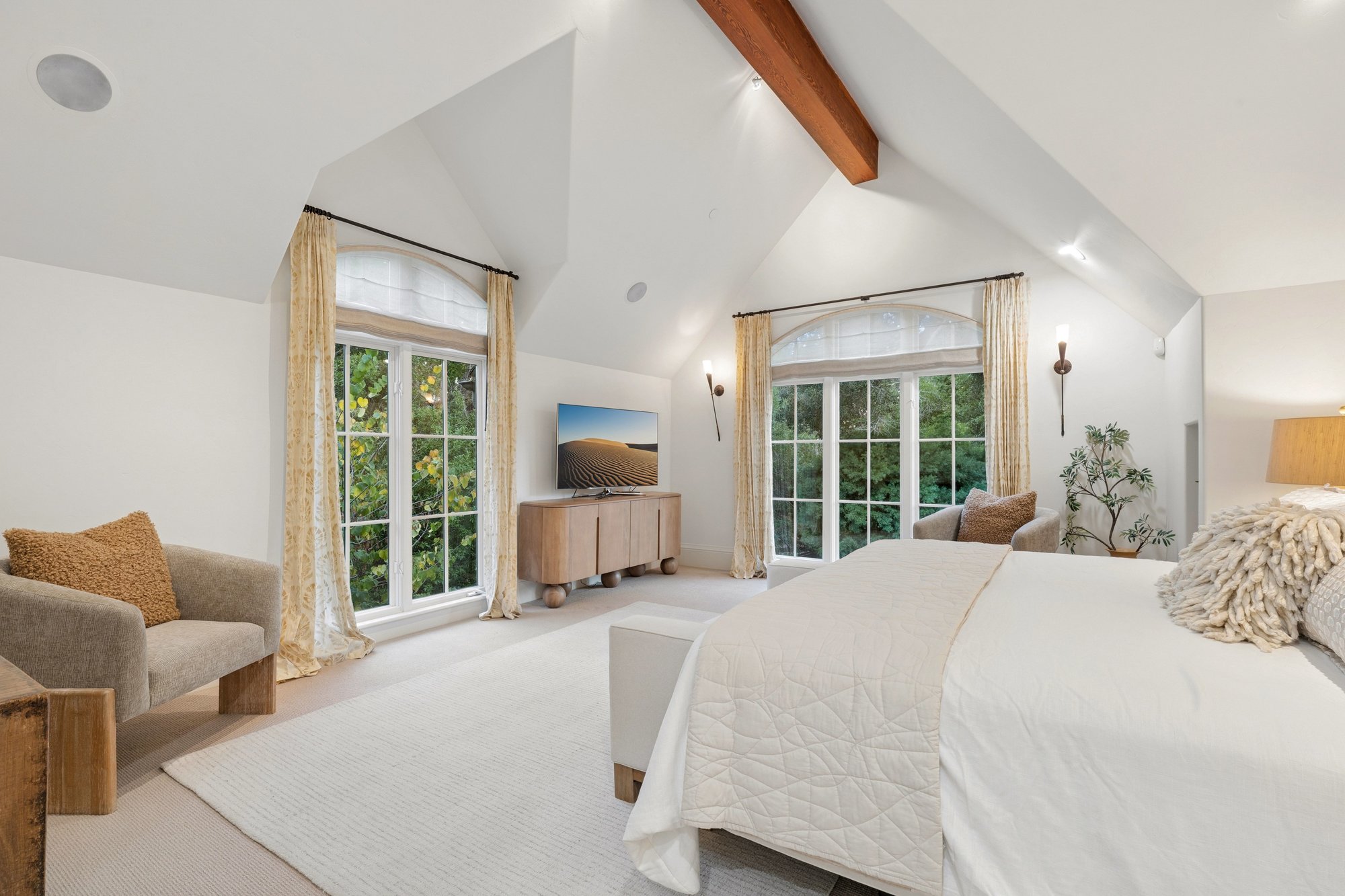  Timeless Elegance in Lower Hillsborough - 物件實景