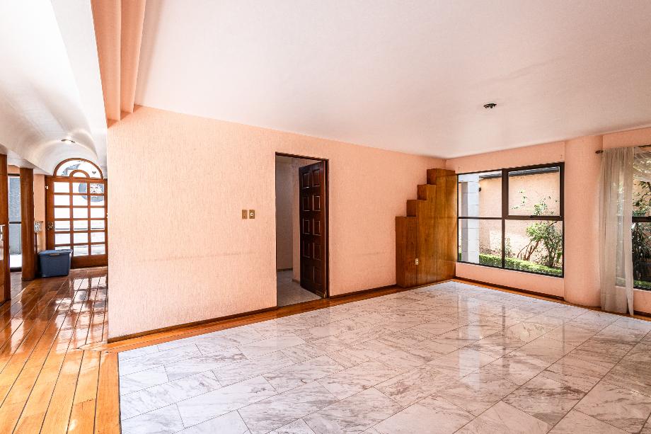 Bosque de Ciruelos, Miguel Hidalgo, Ciudad de México, 11700, Mexico, 4 Bedrooms Bedrooms, ,4 BathroomsBathrooms,Residential,For Sale,Bosque de Ciruelos,1554603