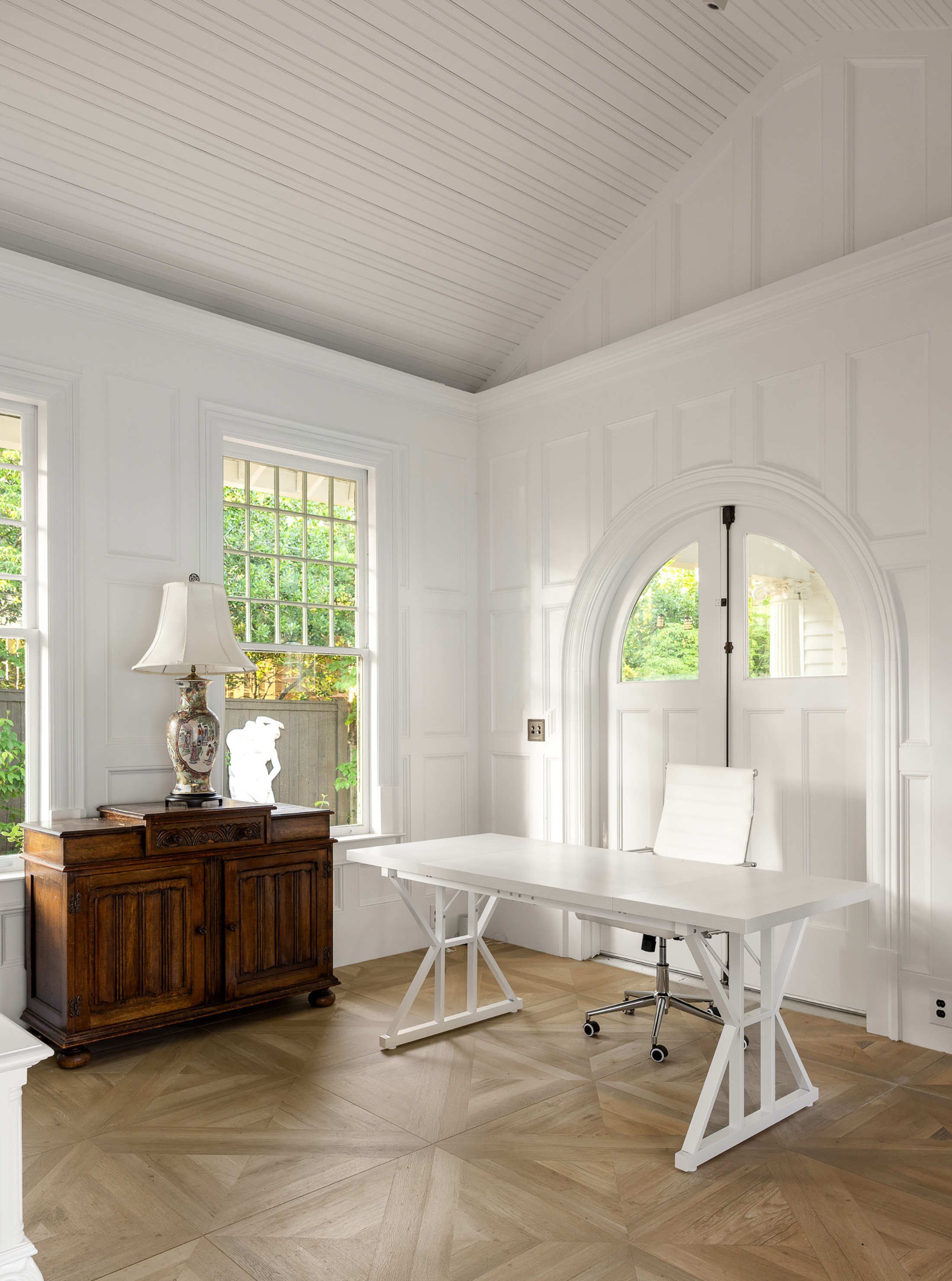  A Curated Historic Estate of Extraordinary Detail and Design - 物件實景